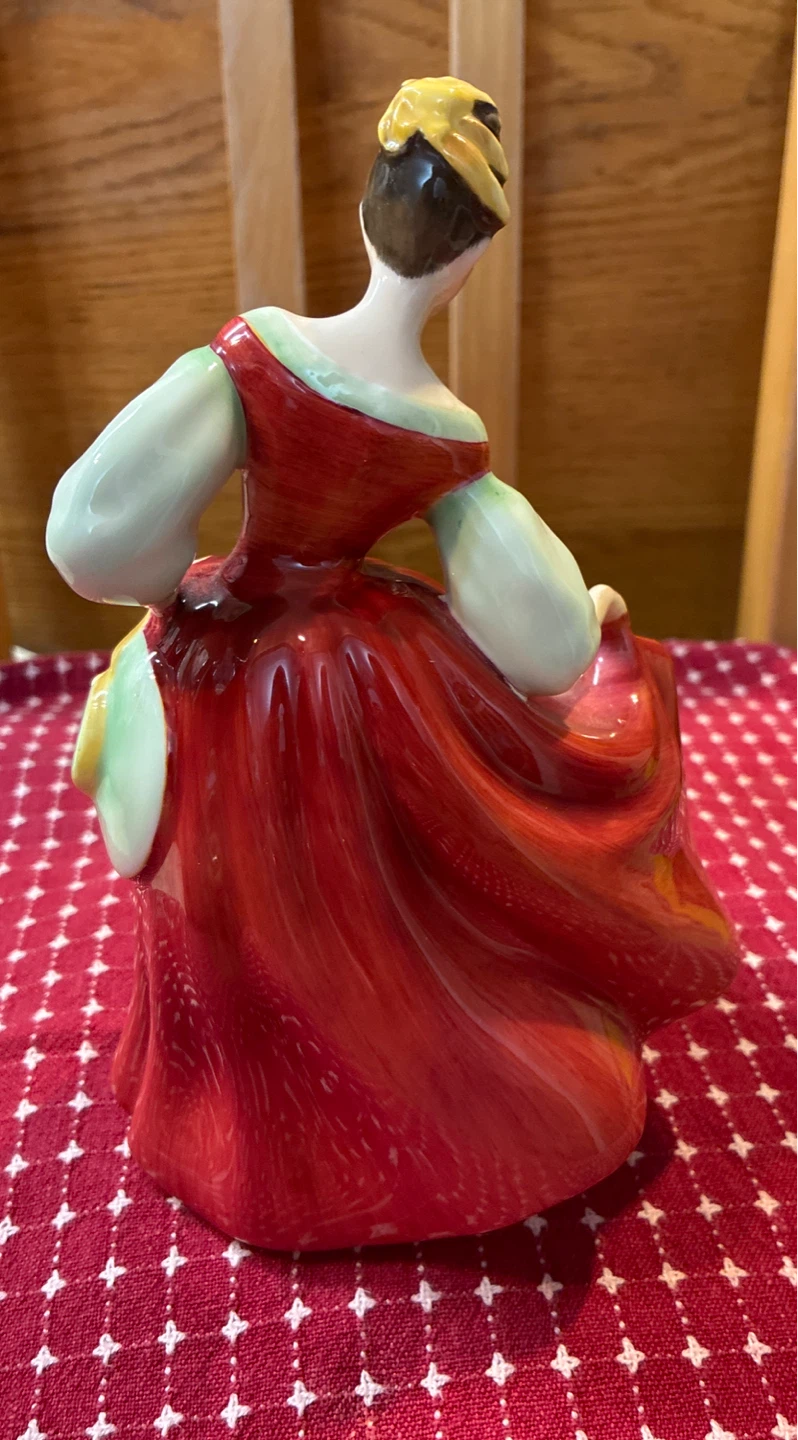 Vintage Royal Doulton Figurine Fair Lady HN2833 - photo 4