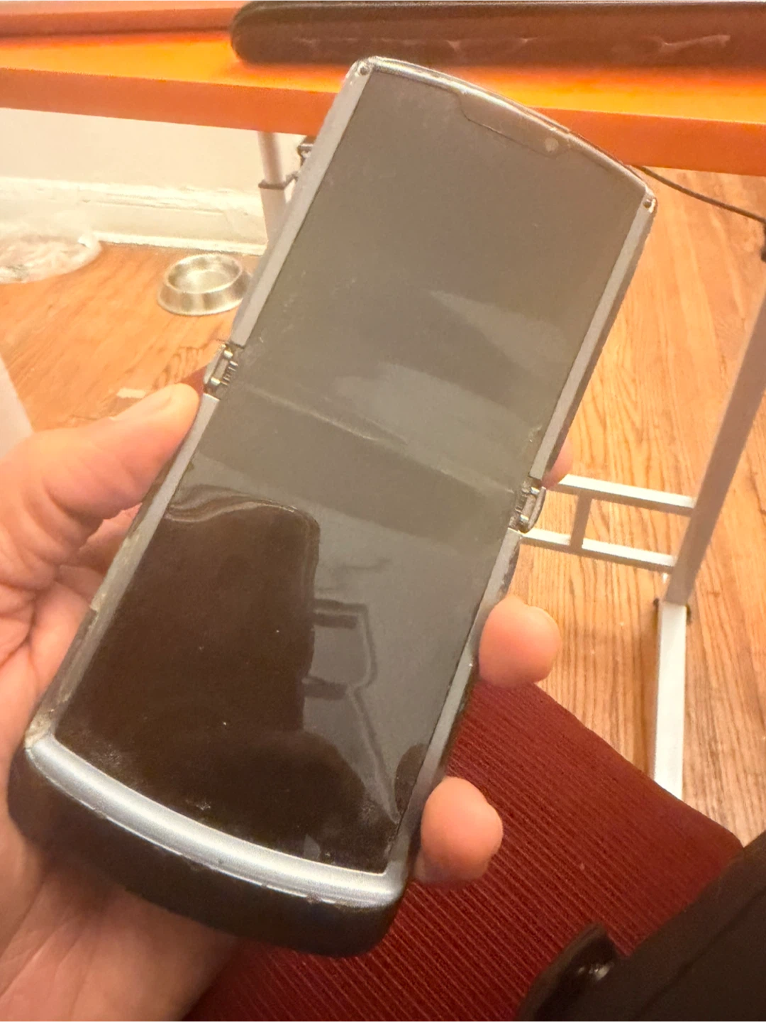 Motorola RAZR V3 Cell Phone (For Parts/Repair) - photo 3