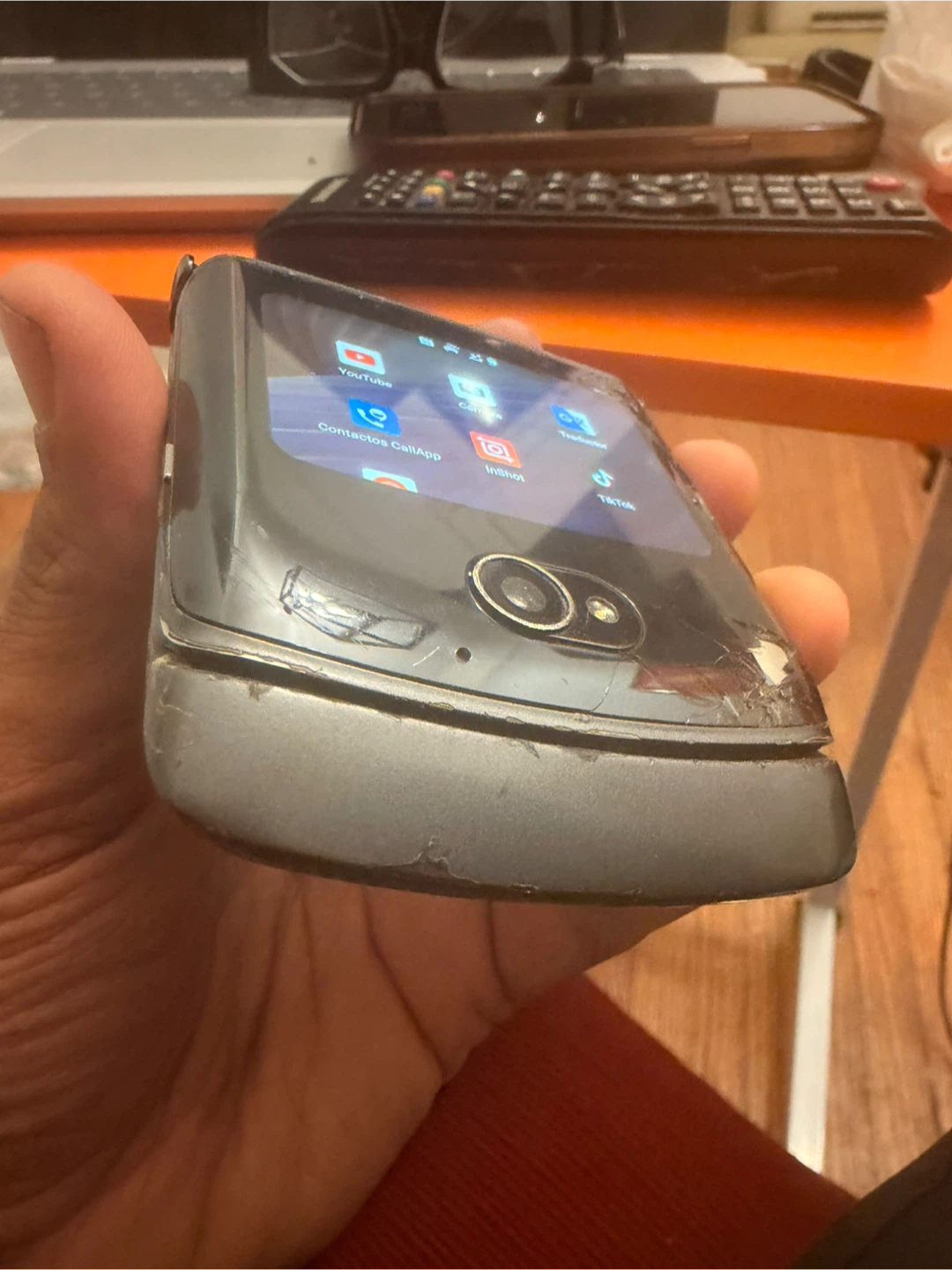 Motorola RAZR V3 Cell Phone (For Parts/Repair) - photo 5