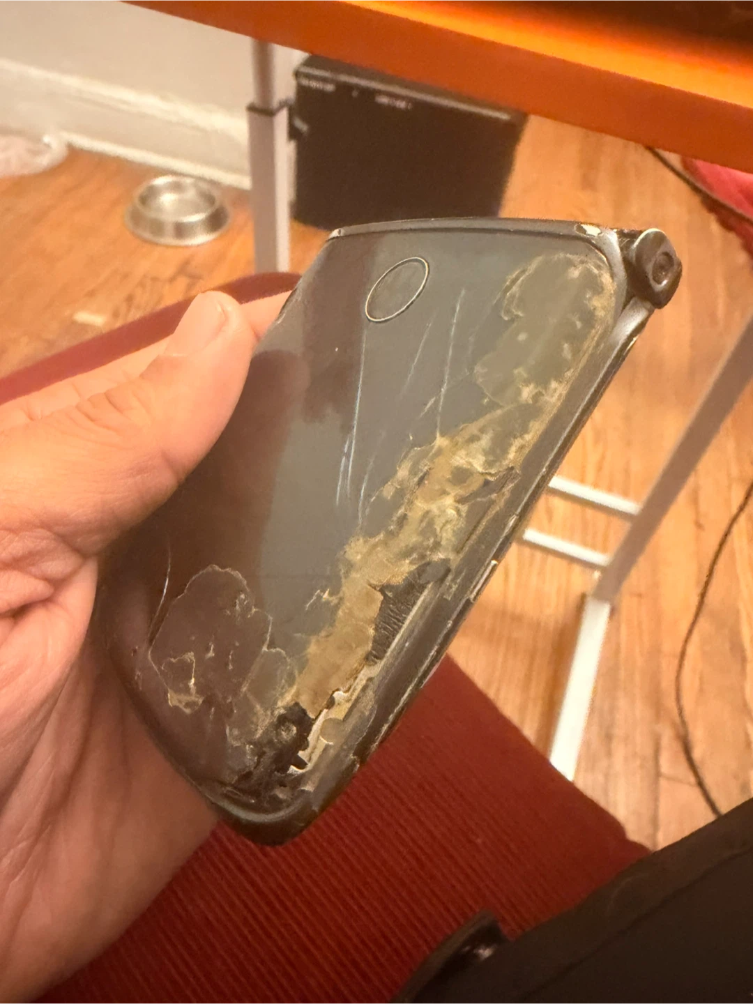 Motorola RAZR V3 Cell Phone (For Parts/Repair) - photo 2