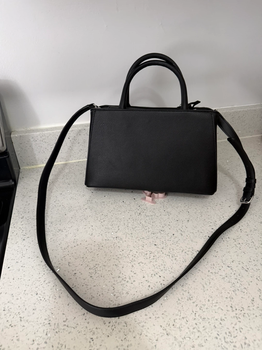 DKNY Black Leather Handbag - photo 2