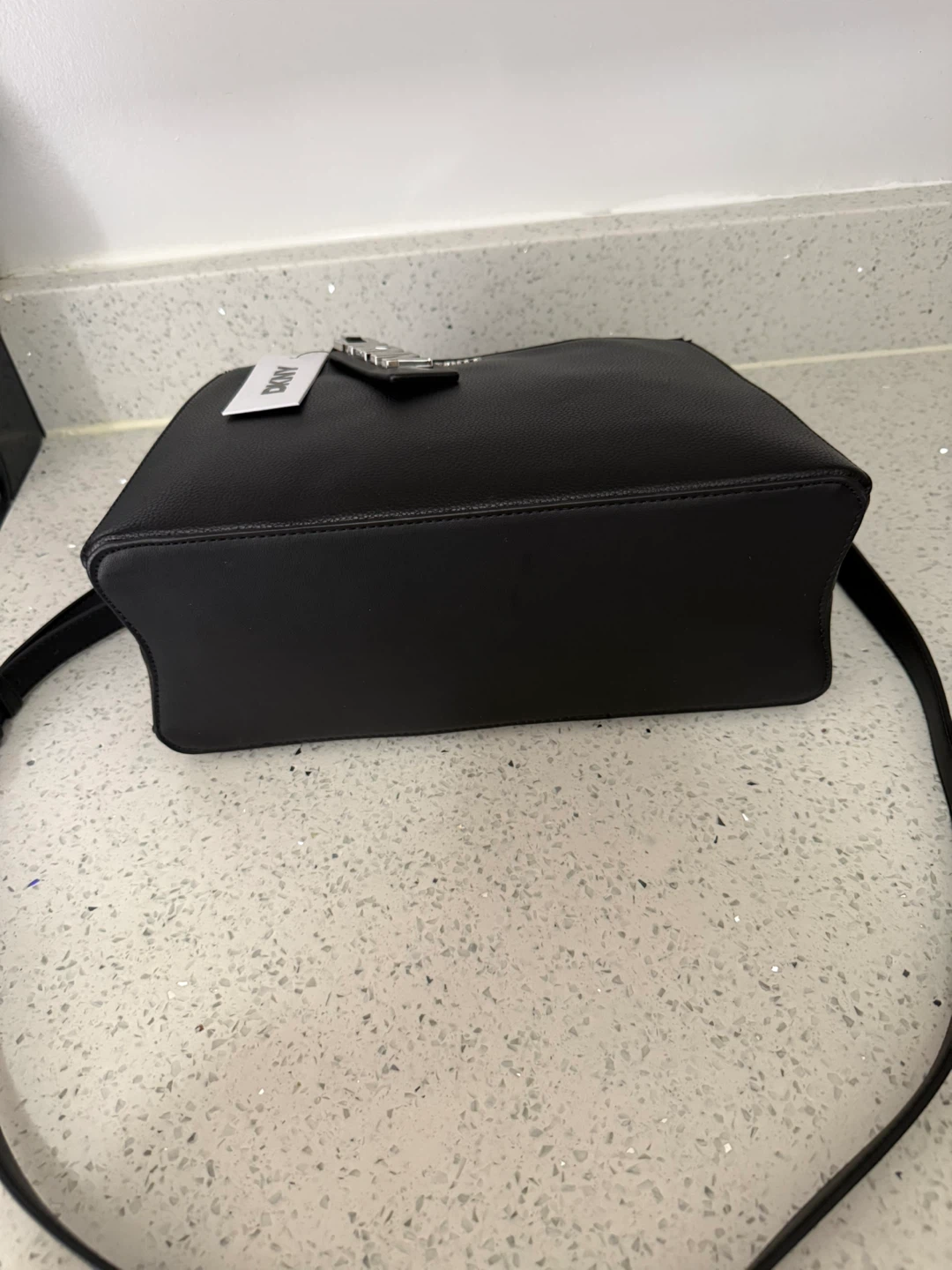 DKNY Black Leather Handbag - photo 5