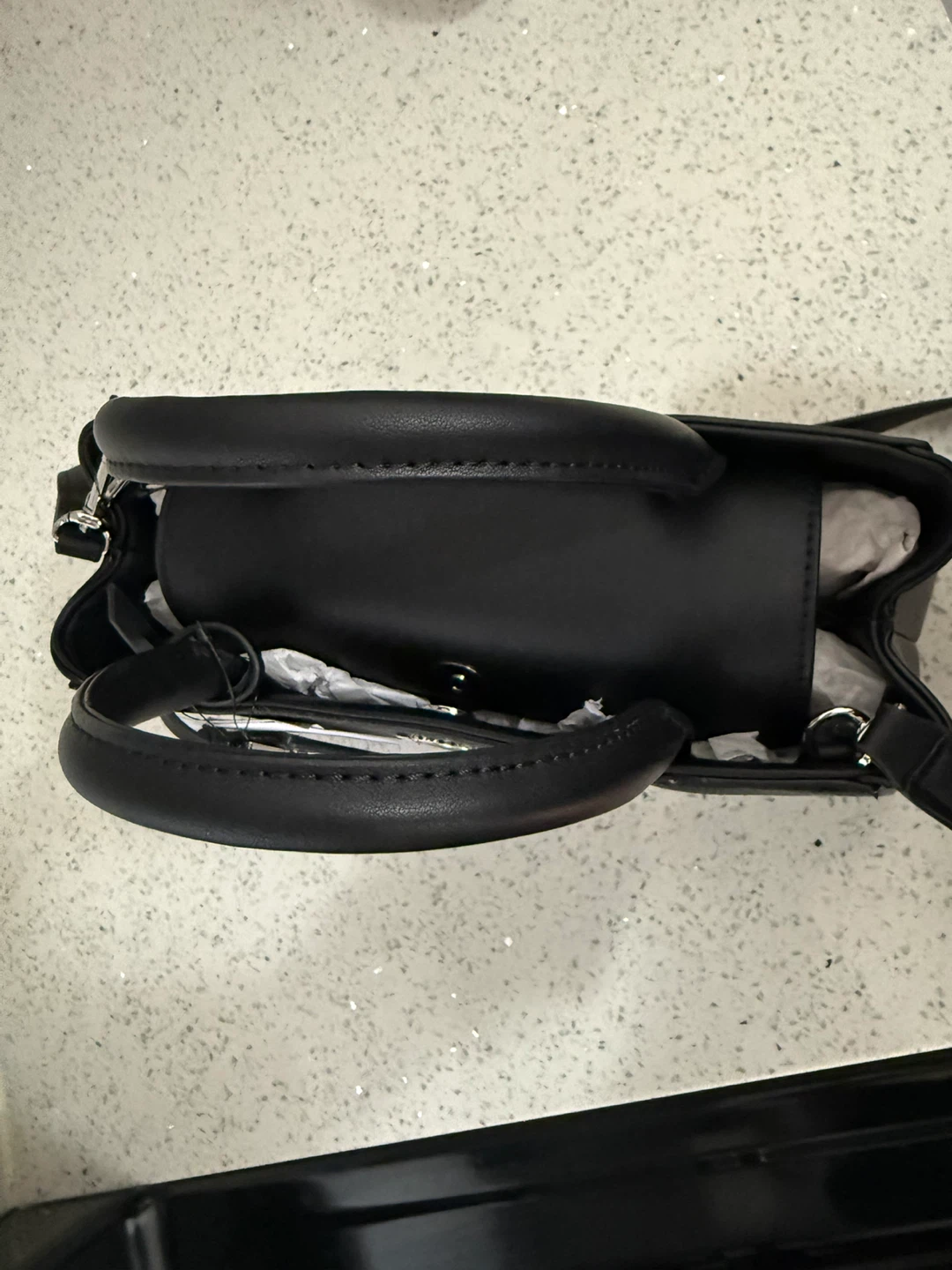 DKNY Black Leather Handbag - photo 3