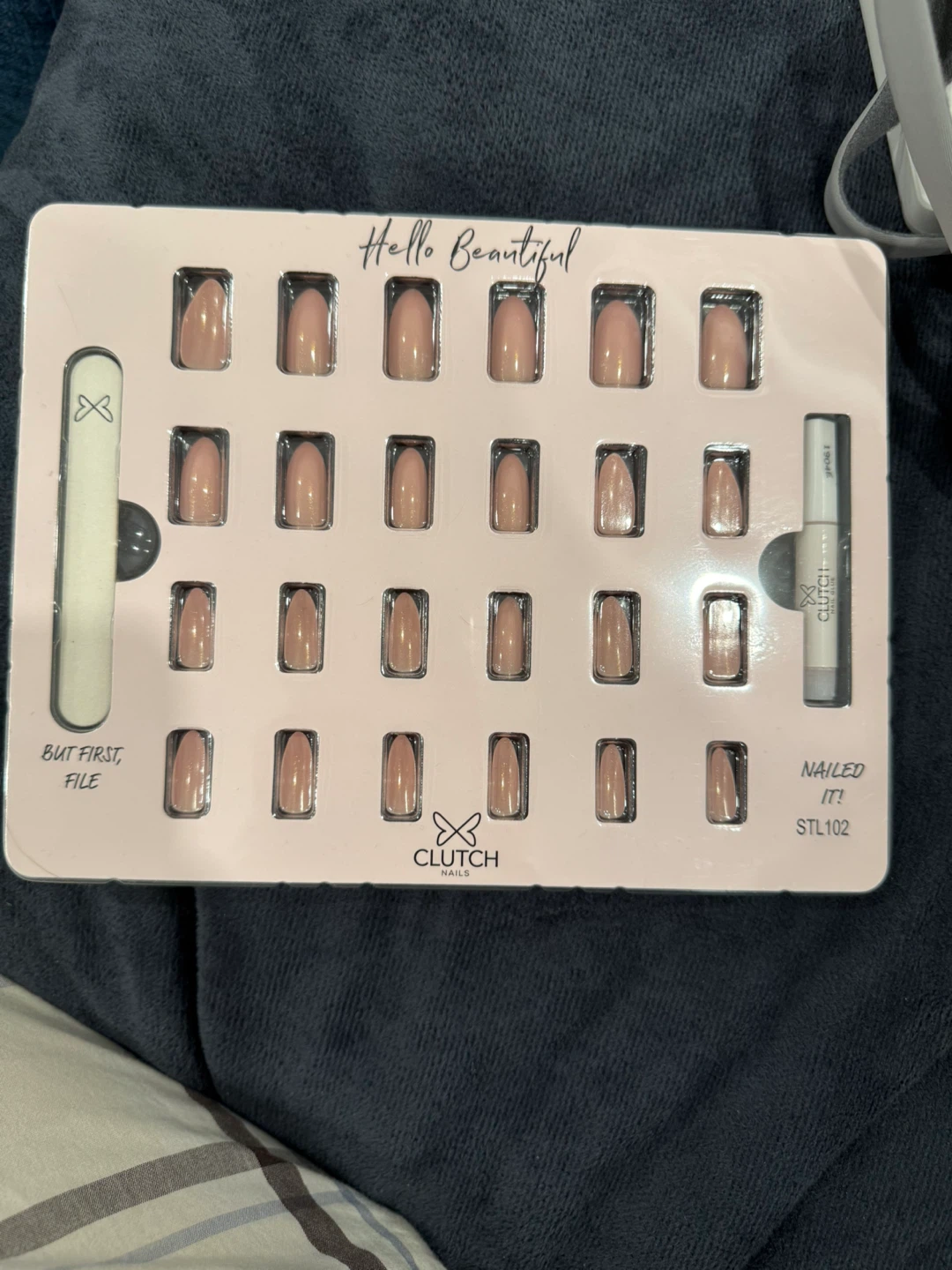 100% new Clutch Nails Pink Champagne