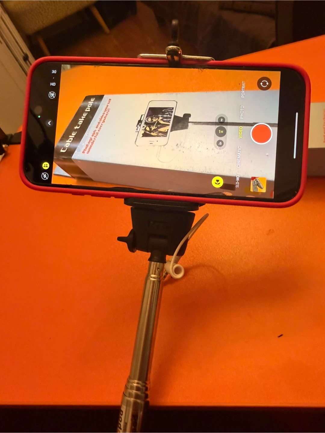 Pink Extendable Selfie Stick with Built-in Shutter - photo 3