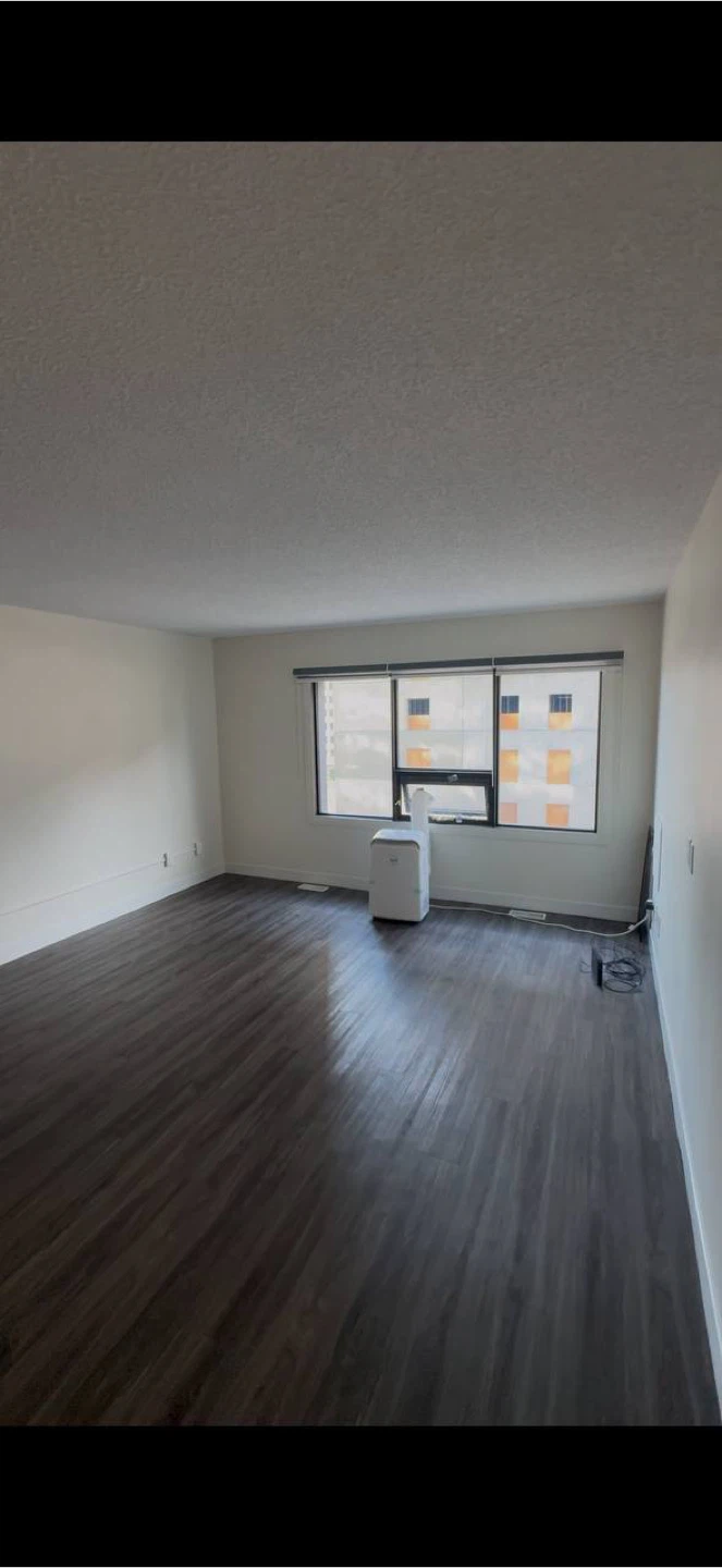 Apartment for Rent – Downtown Winnipeg - photo 3