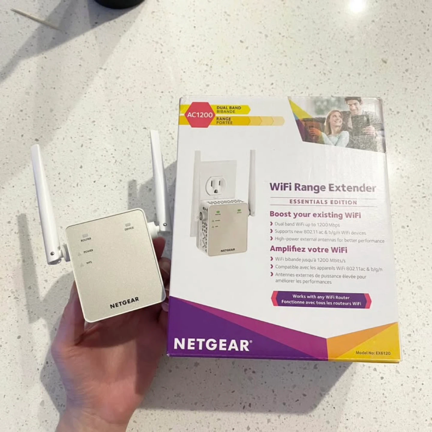 🏆 NETGEAR Wi-Fi Range Extender EX6120