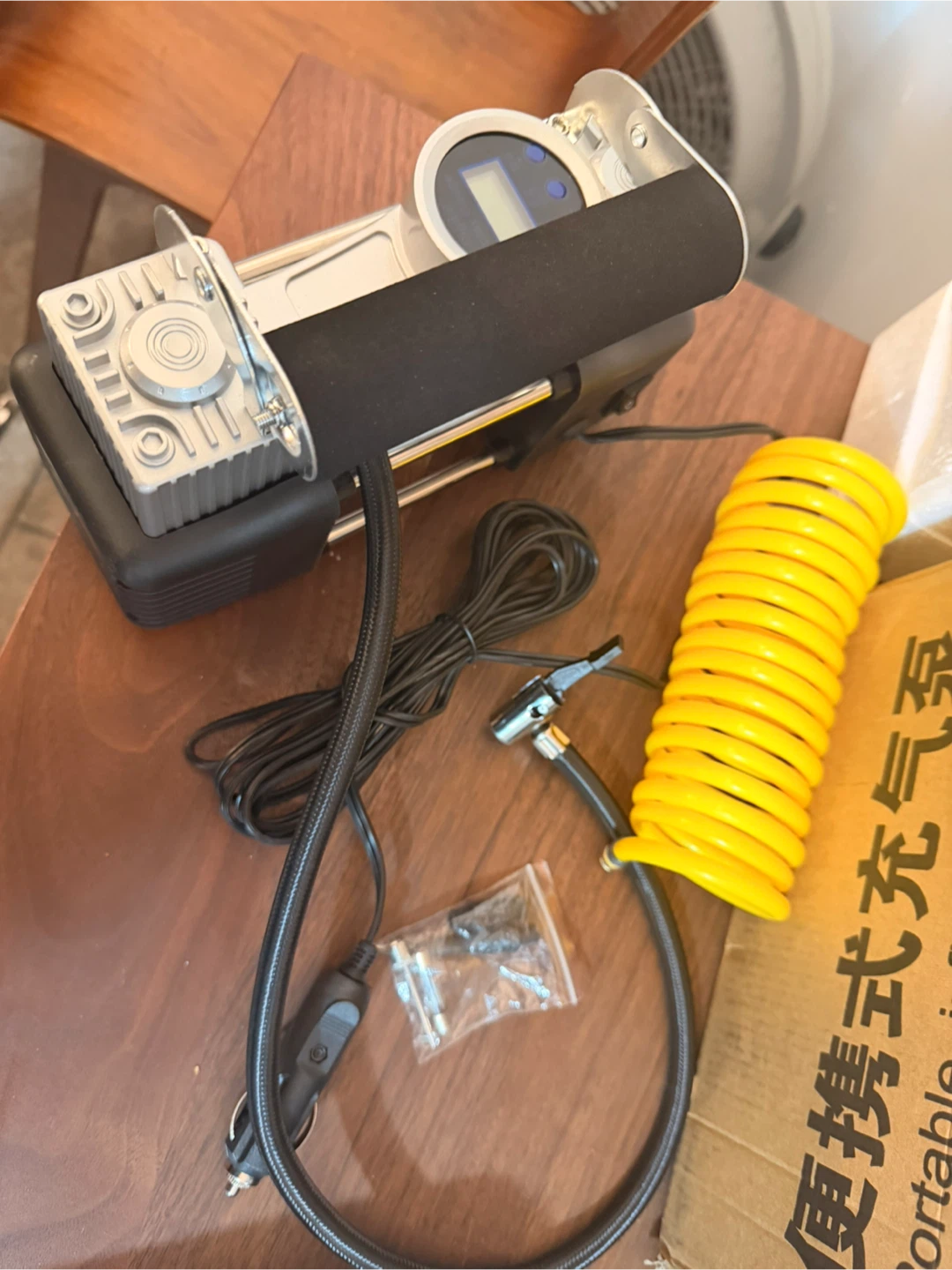 Portable Inflatable Pump with Digital Display - photo 2