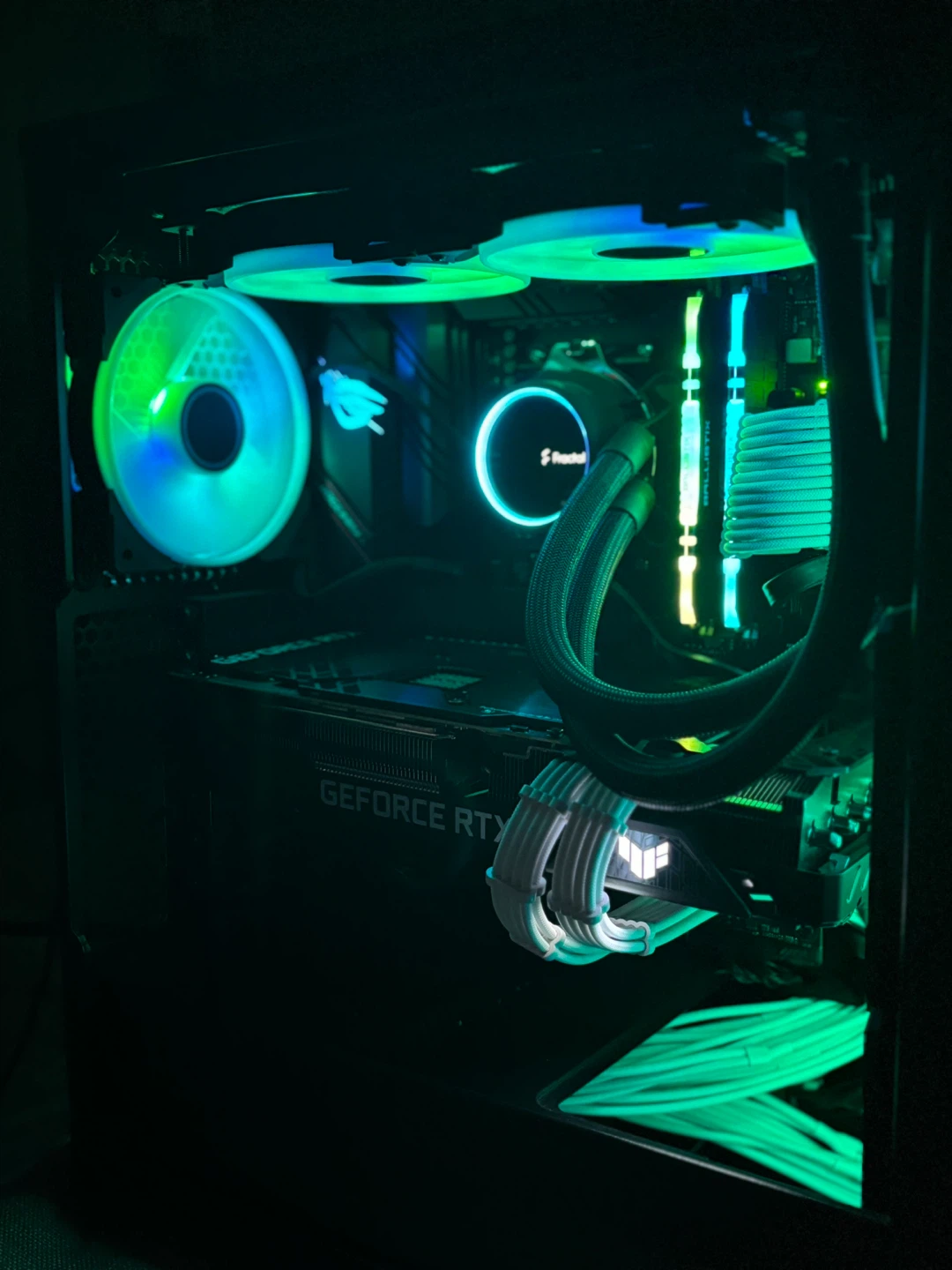 RTX 3080 Ryzen 7 5800X 32GB RAM