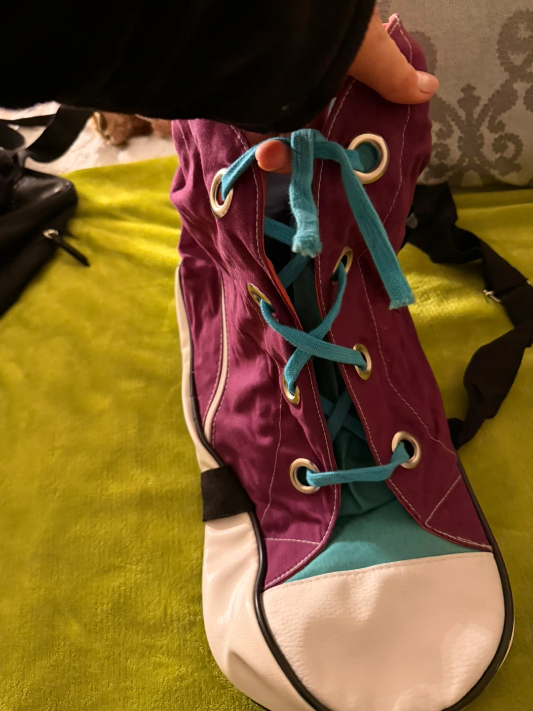 Sneaker Duffel Bag🏆