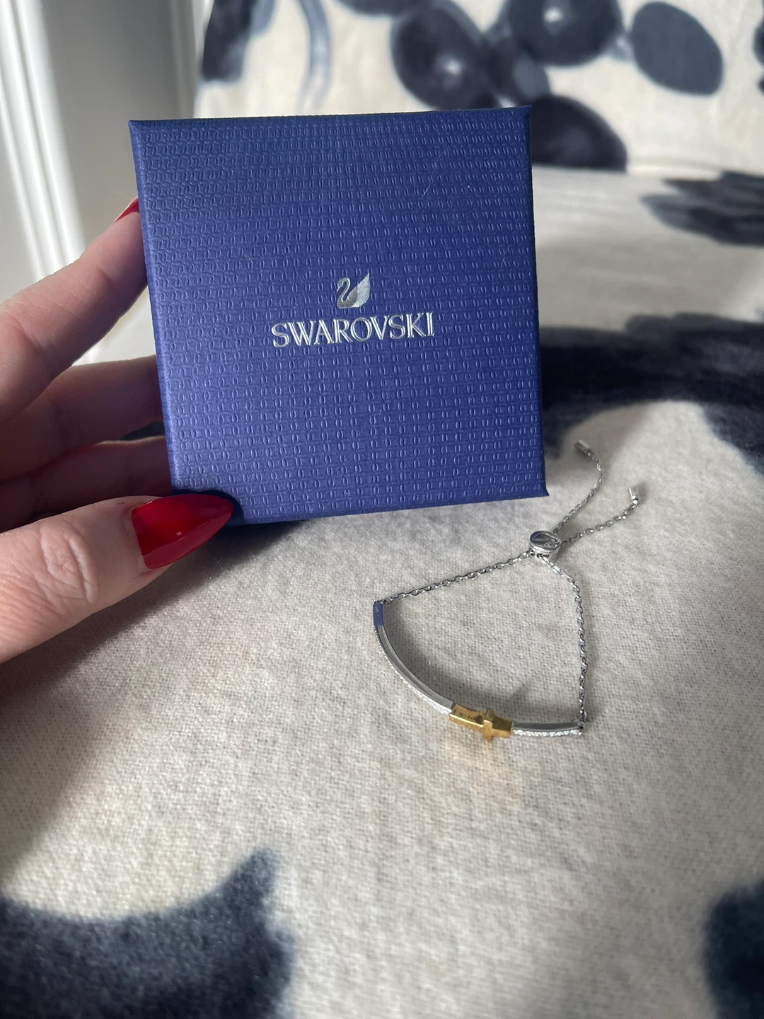 Swarovski Crystal Gold and Silver Cross Adjustable Bracelet - photo 3