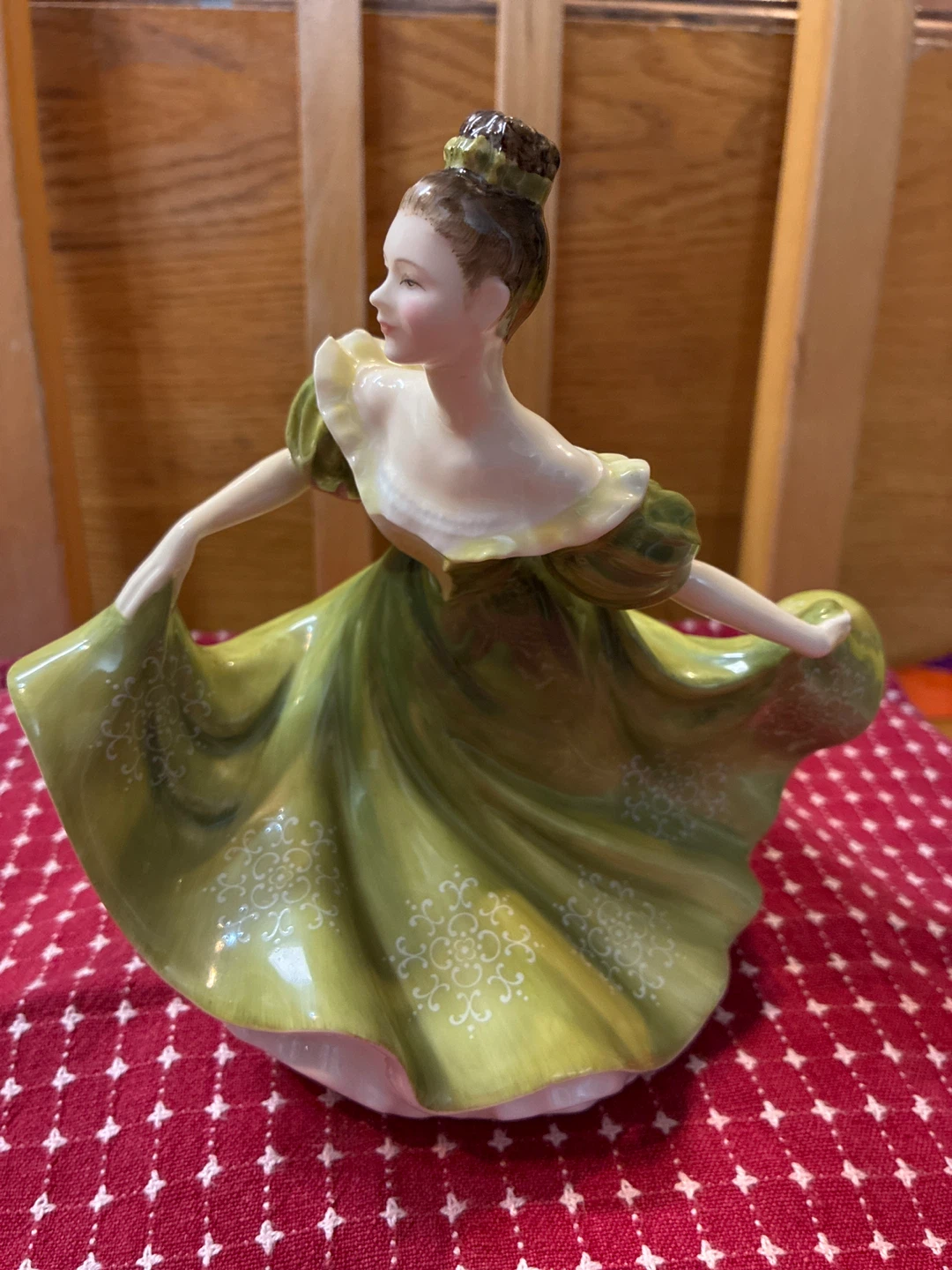 Vintage Royal Doulton Figurine “Lynne”