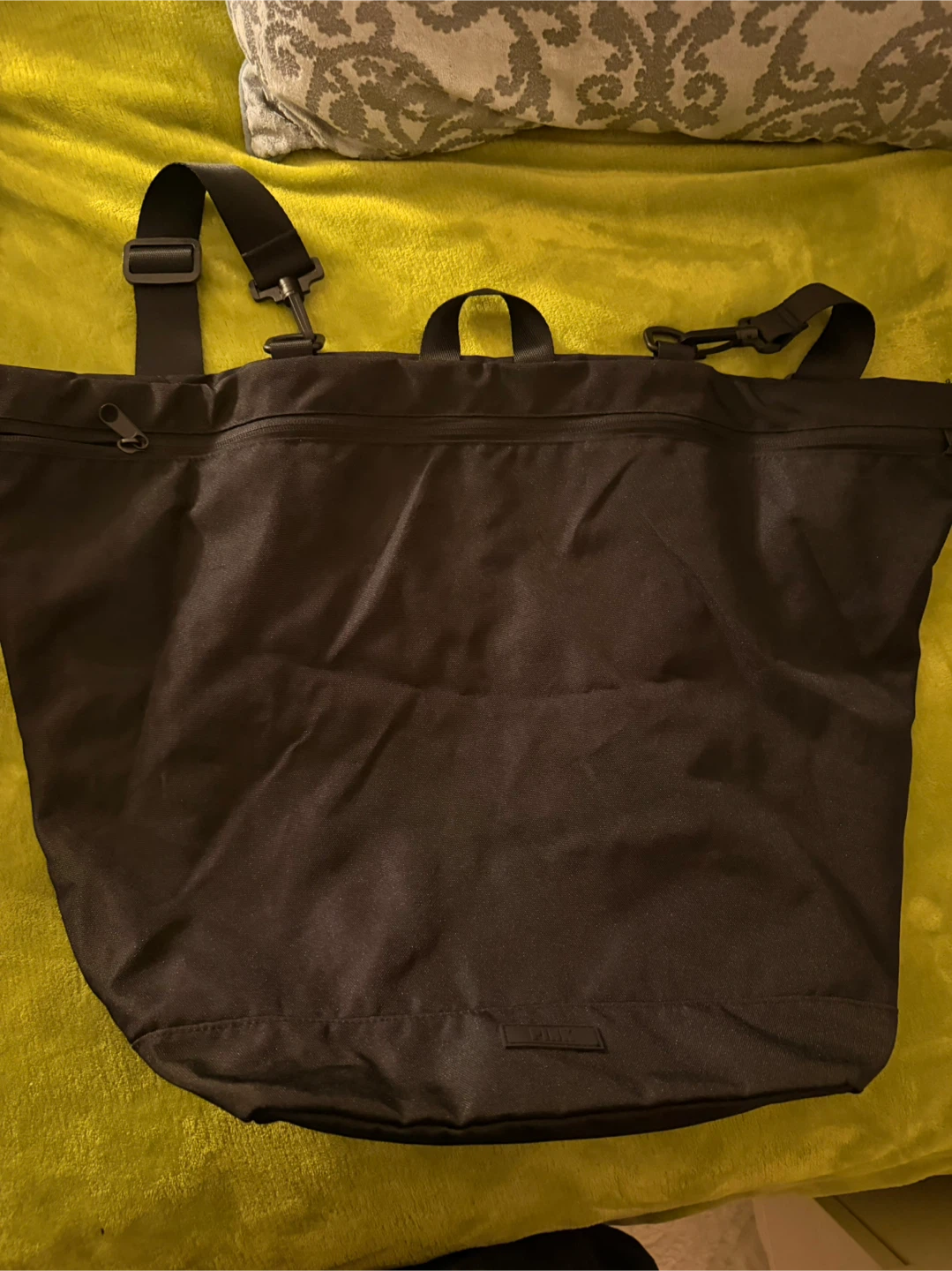 Victoria’s Secret Pink- Black Convertible Backpack/Tote Bag - photo 2