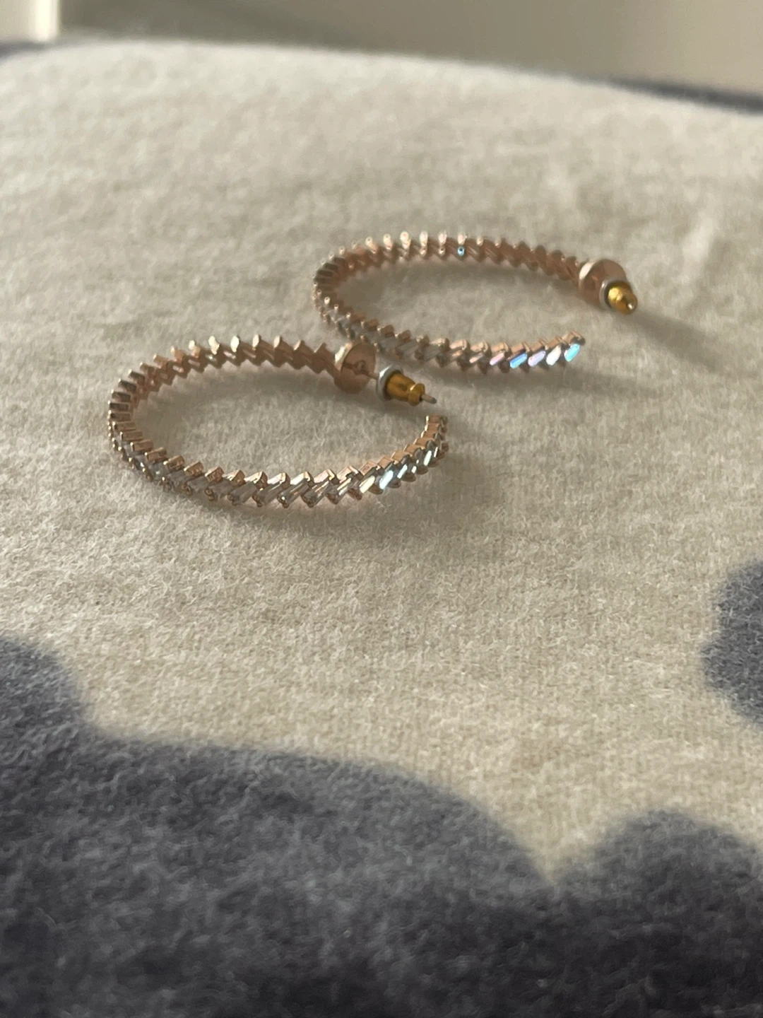 Rose Gold Hoop Earrings with baguette cut crystals/Rhinestones - photo 3