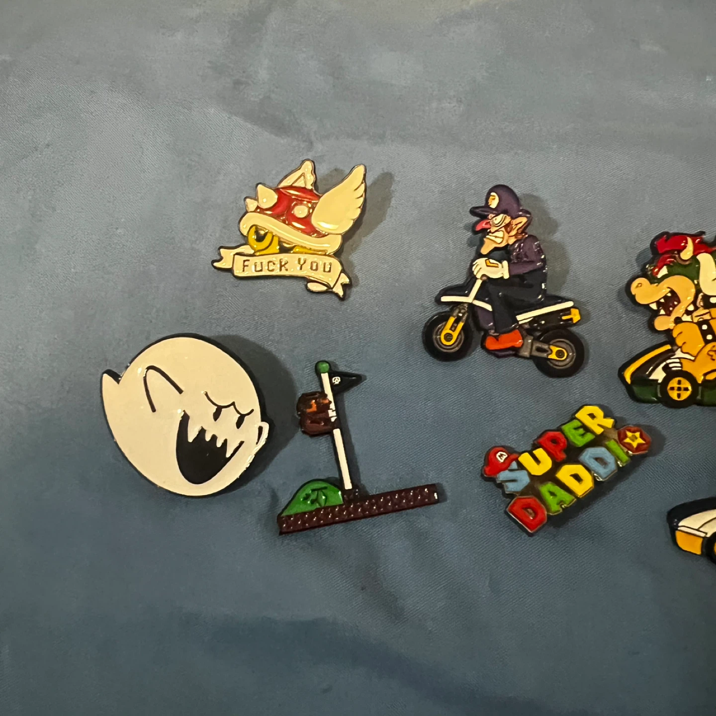 Super Mario Character Enamel Pins Set - photo 2