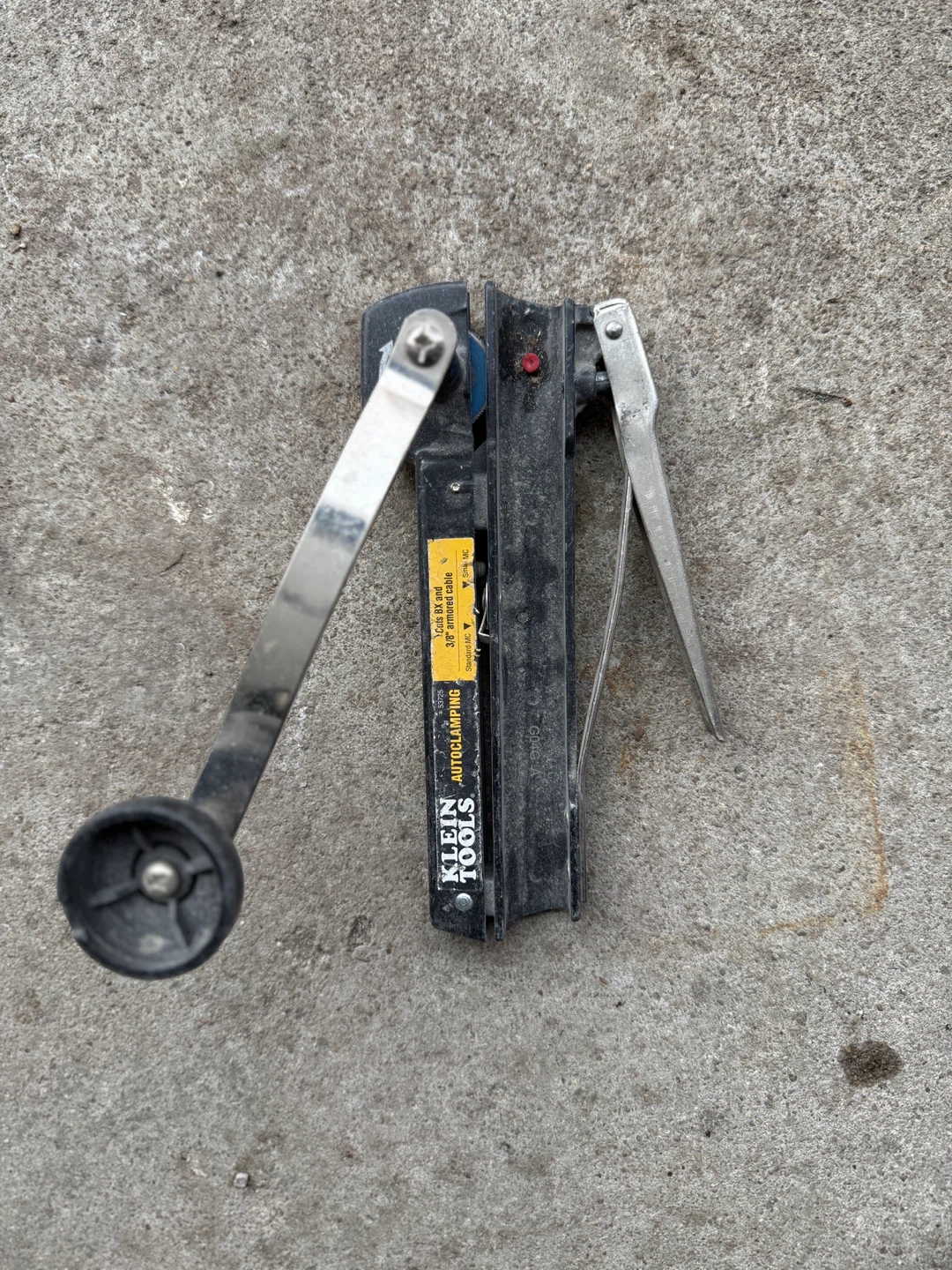 Klein Tools 7.25-in Plastic Cable Cutter - photo 2