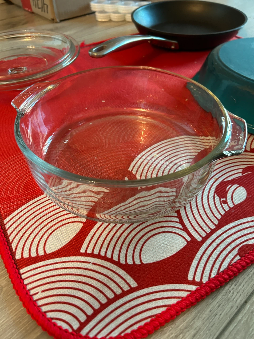Pyrex Glass Casserole Dish with Lid