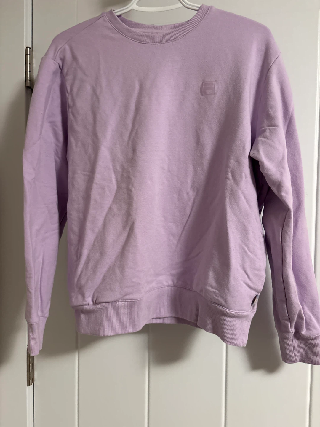 Worn Once Women’s Large Fila Sweatshirt
