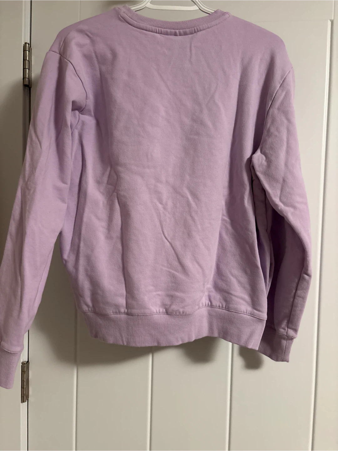 Worn Once Women’s Large Fila Sweatshirt - photo 2