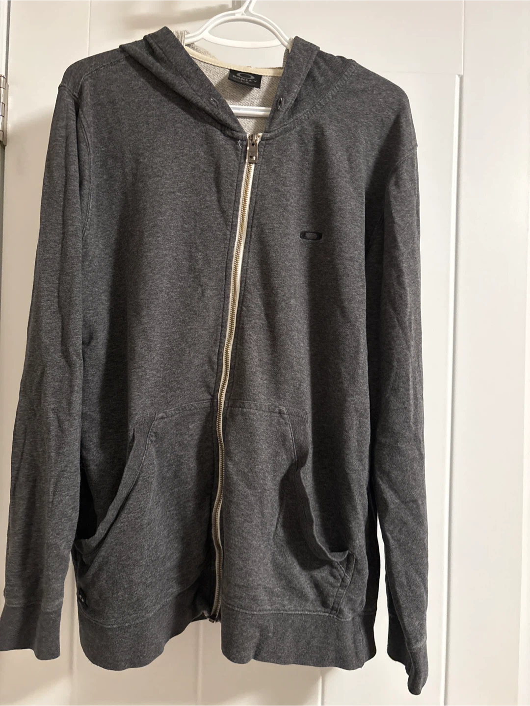 Men’s Oakley Zip-Up Hoodie - Size L