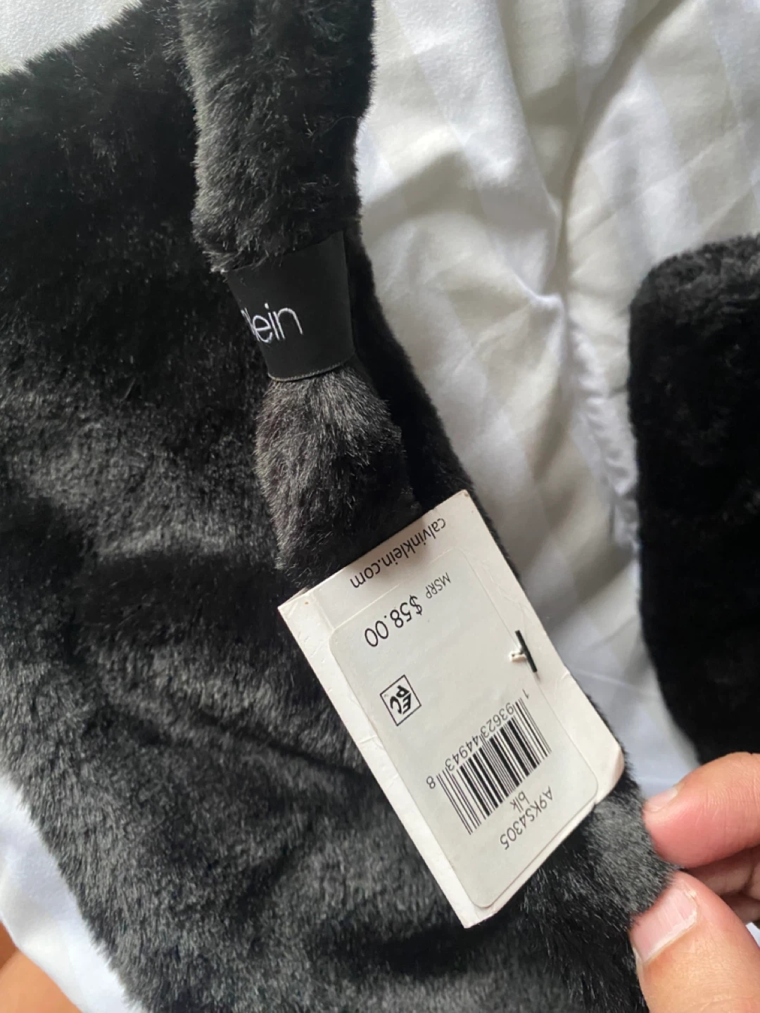 Calvin Klein Black Faux Fur Scarf - photo 3