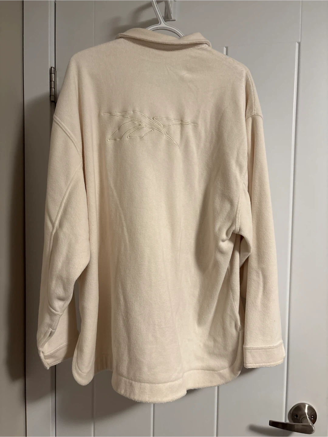 Worn Once Women’s Reebok Cream Fleece Shirt Jacket - photo 3