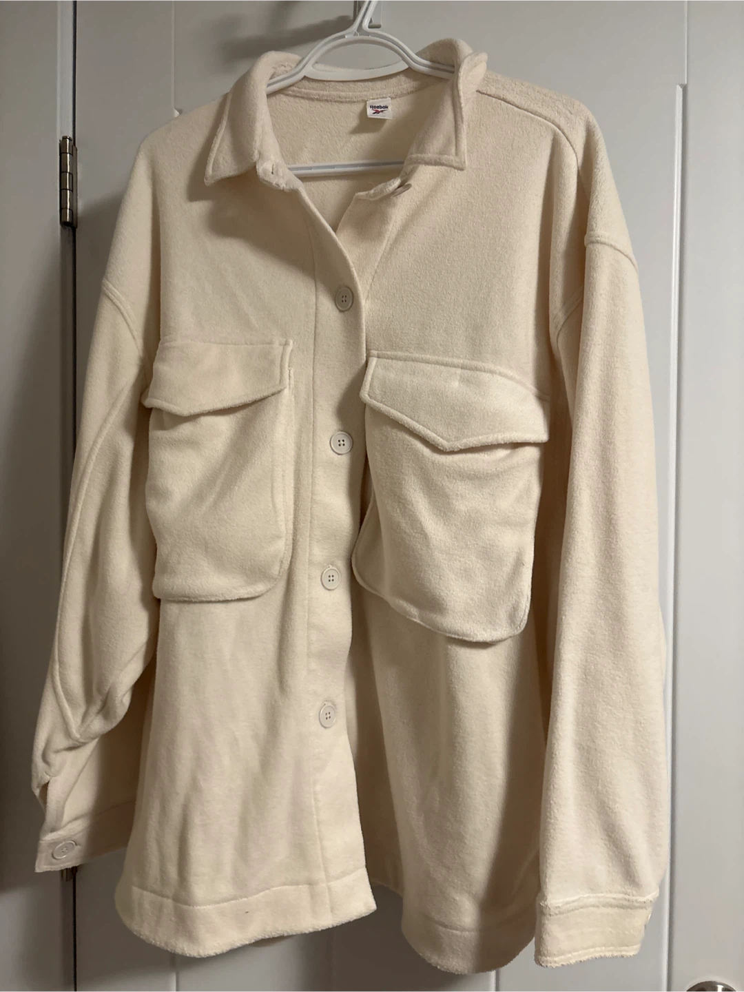Worn Once Women’s Reebok Cream Fleece Shirt Jacket