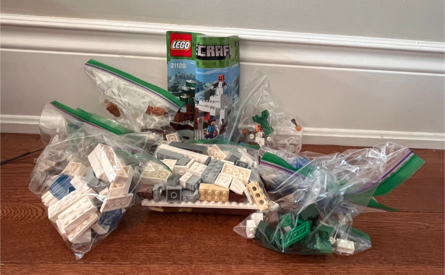 Lego - Minecraft - The Snow Hideout (partially incomplete) - photo 4