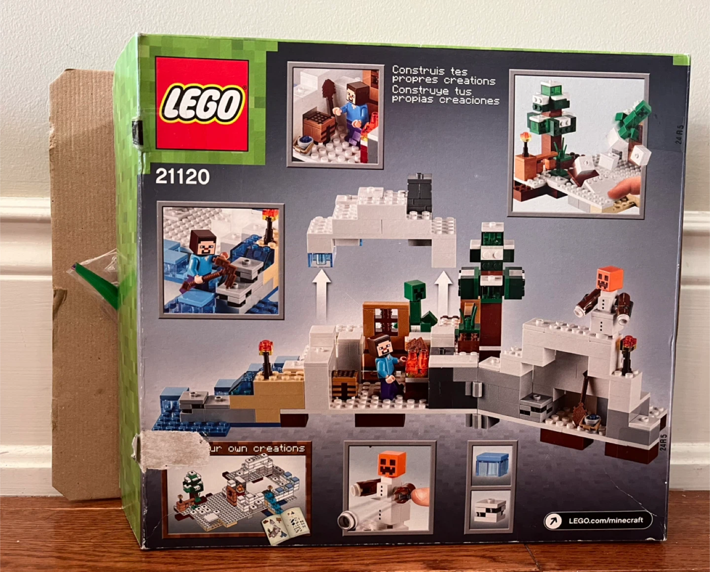 Lego - Minecraft - The Snow Hideout (partially incomplete) - photo 2