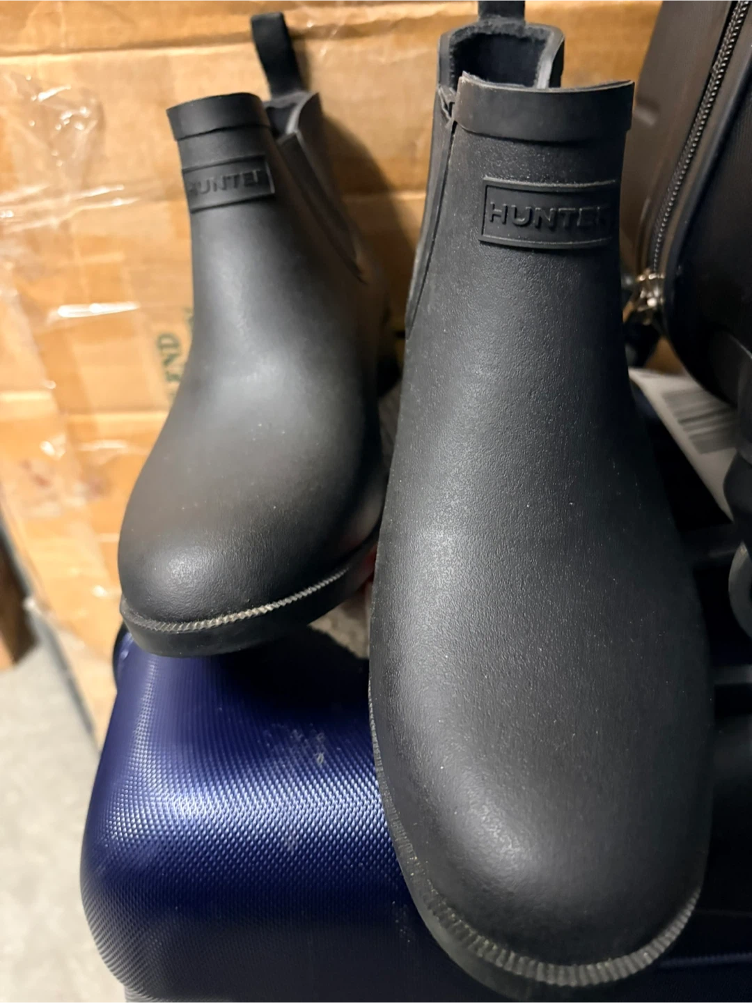 Hunter Women's Black Chelsea Boots