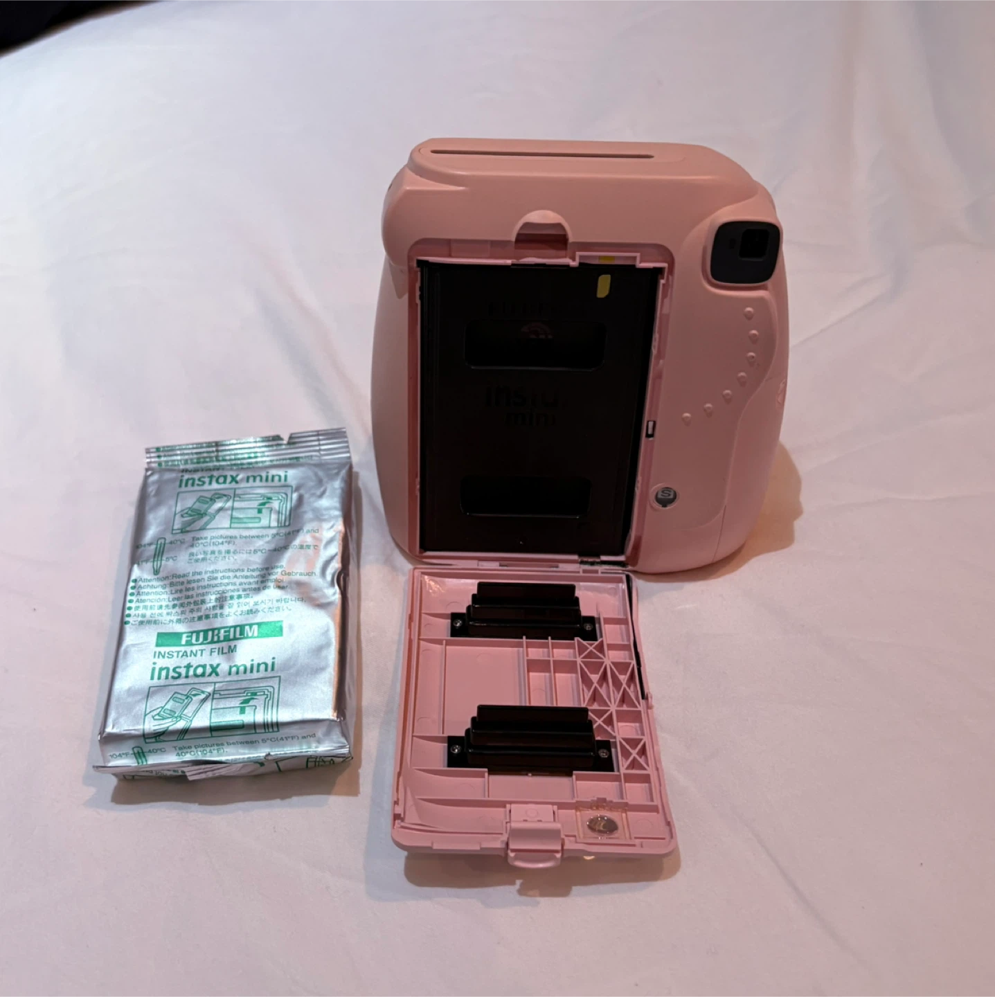 Fujifilm Instax Mini 8 Instant Camera - Pink - photo 3