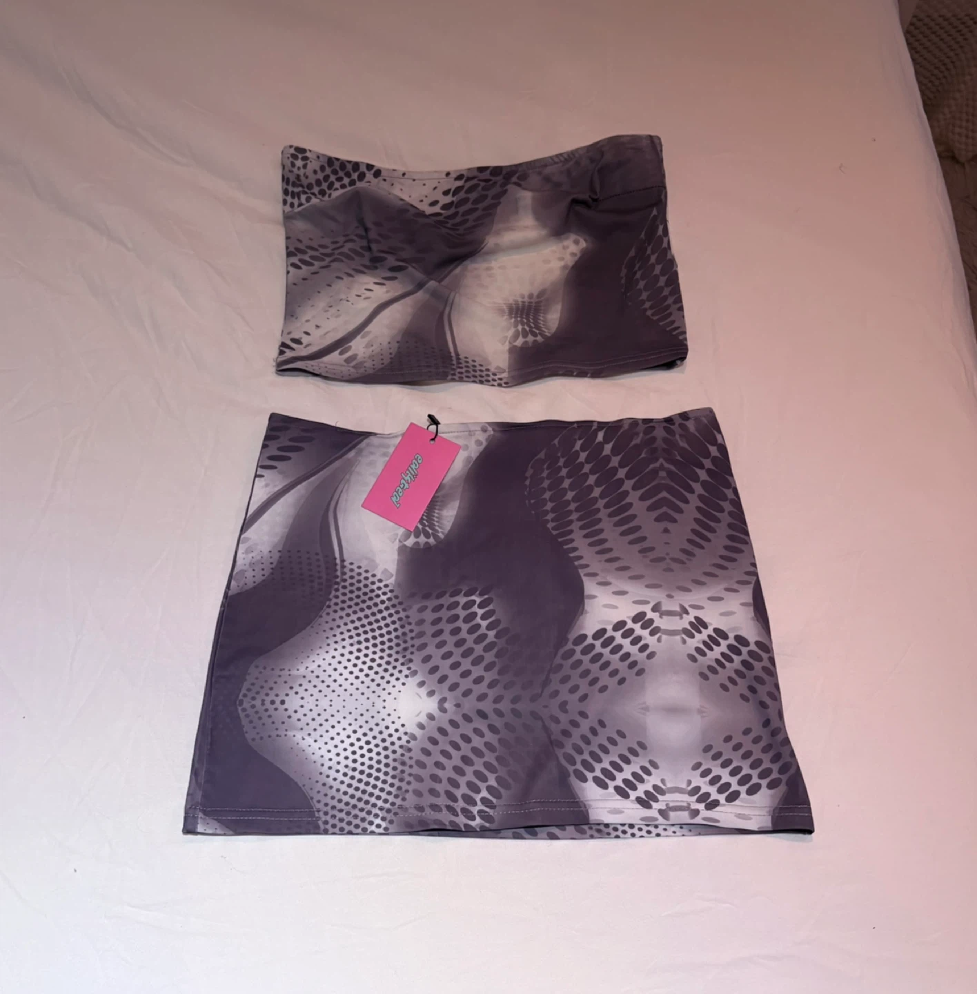 Edikted Grey Abstract Set