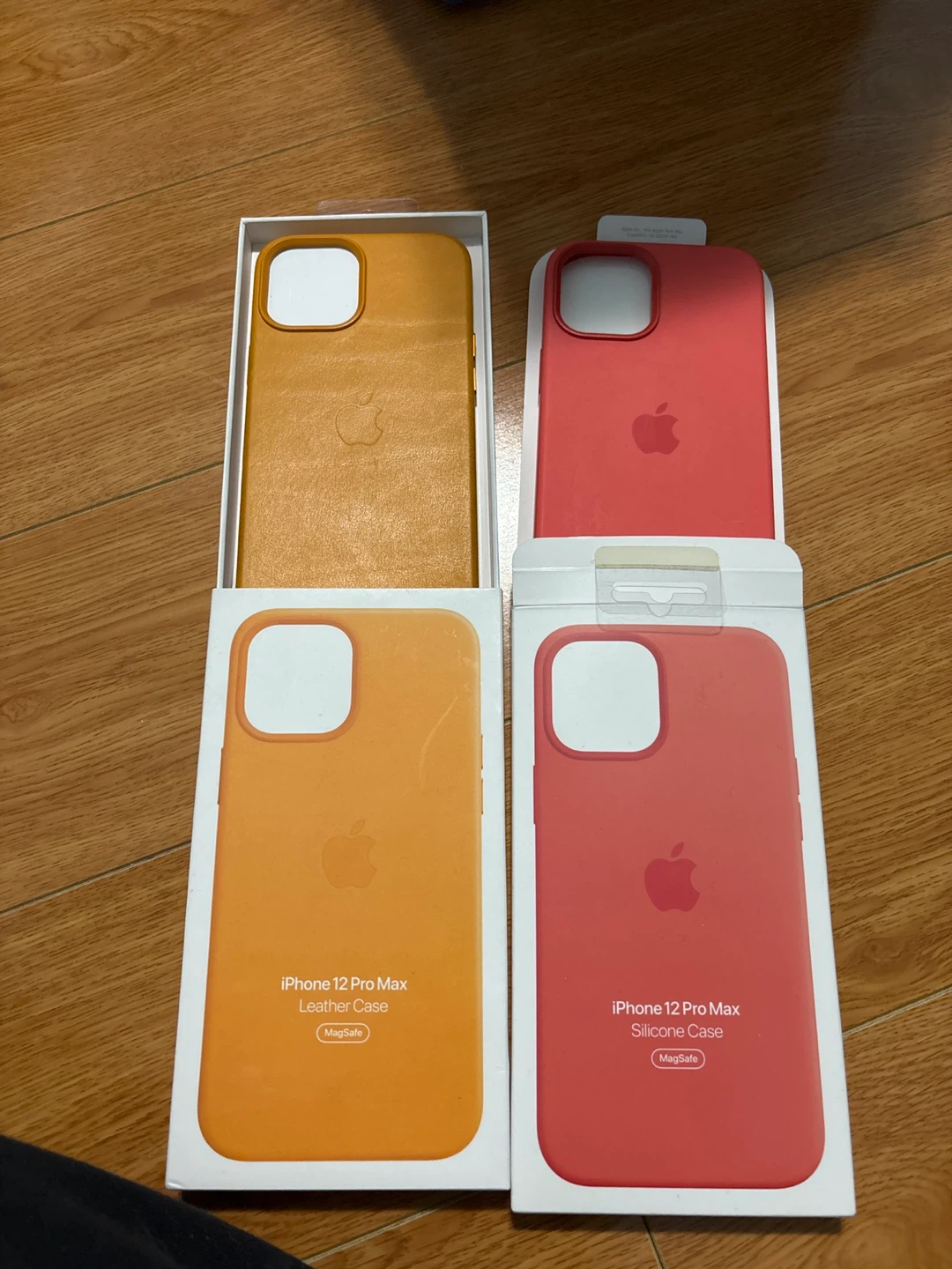 3x Apple iPhone 12 Pro Max Cases (Leather & Silicone) - photo 3