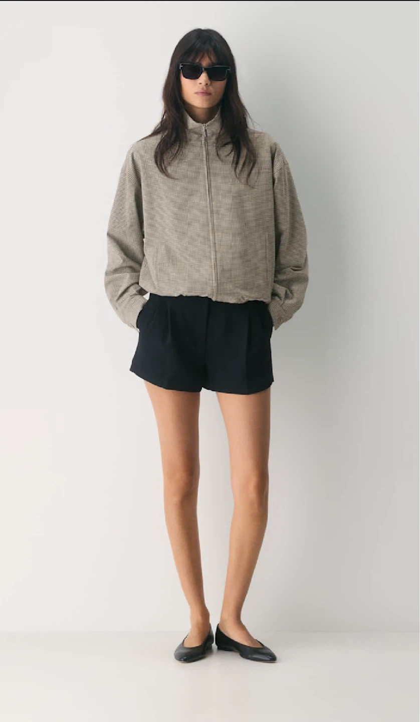 Aritzia The Effortless Short - Mini - Crepette
