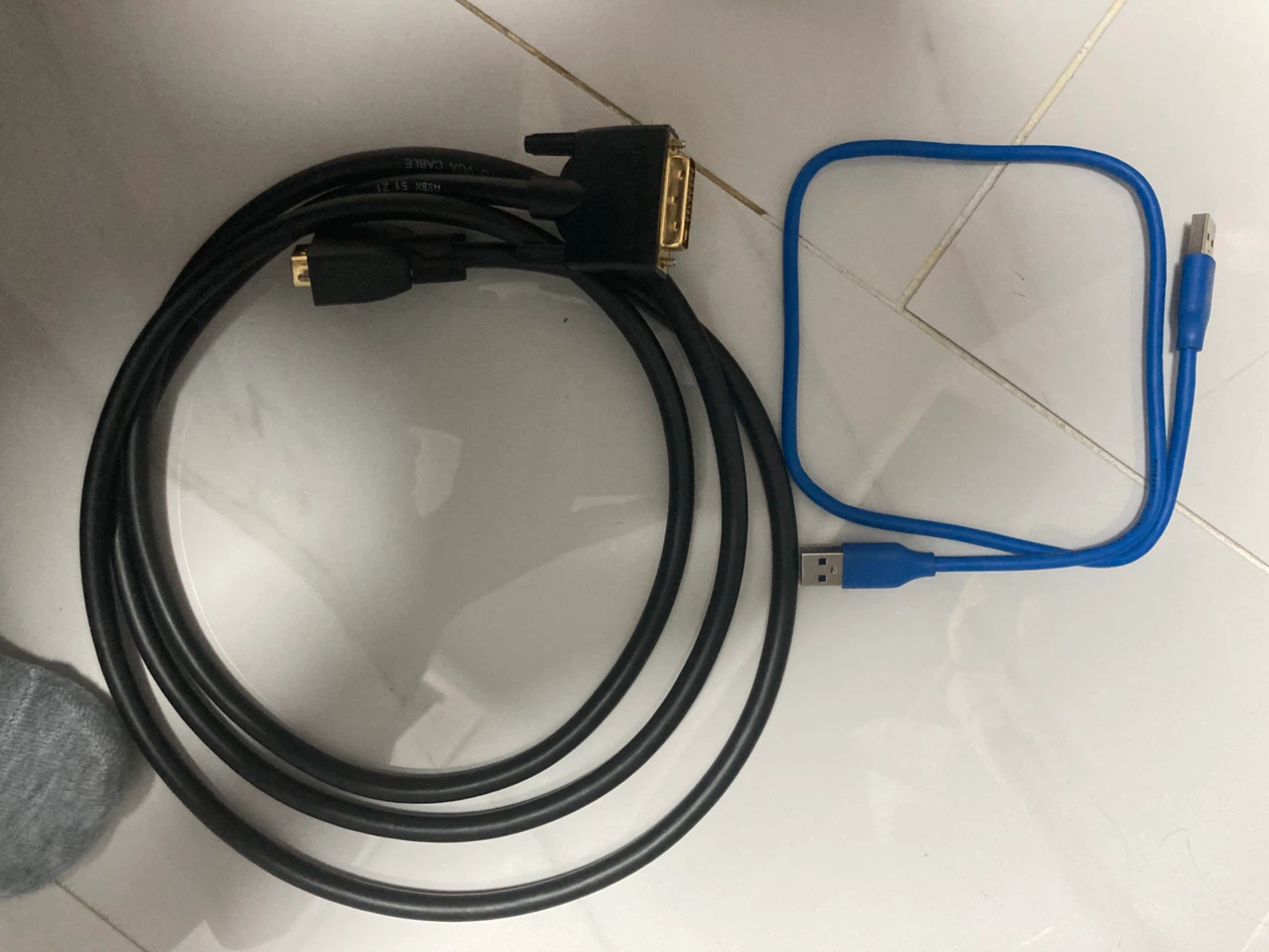Zoerax Cable Tester & Various Cables - photo 2