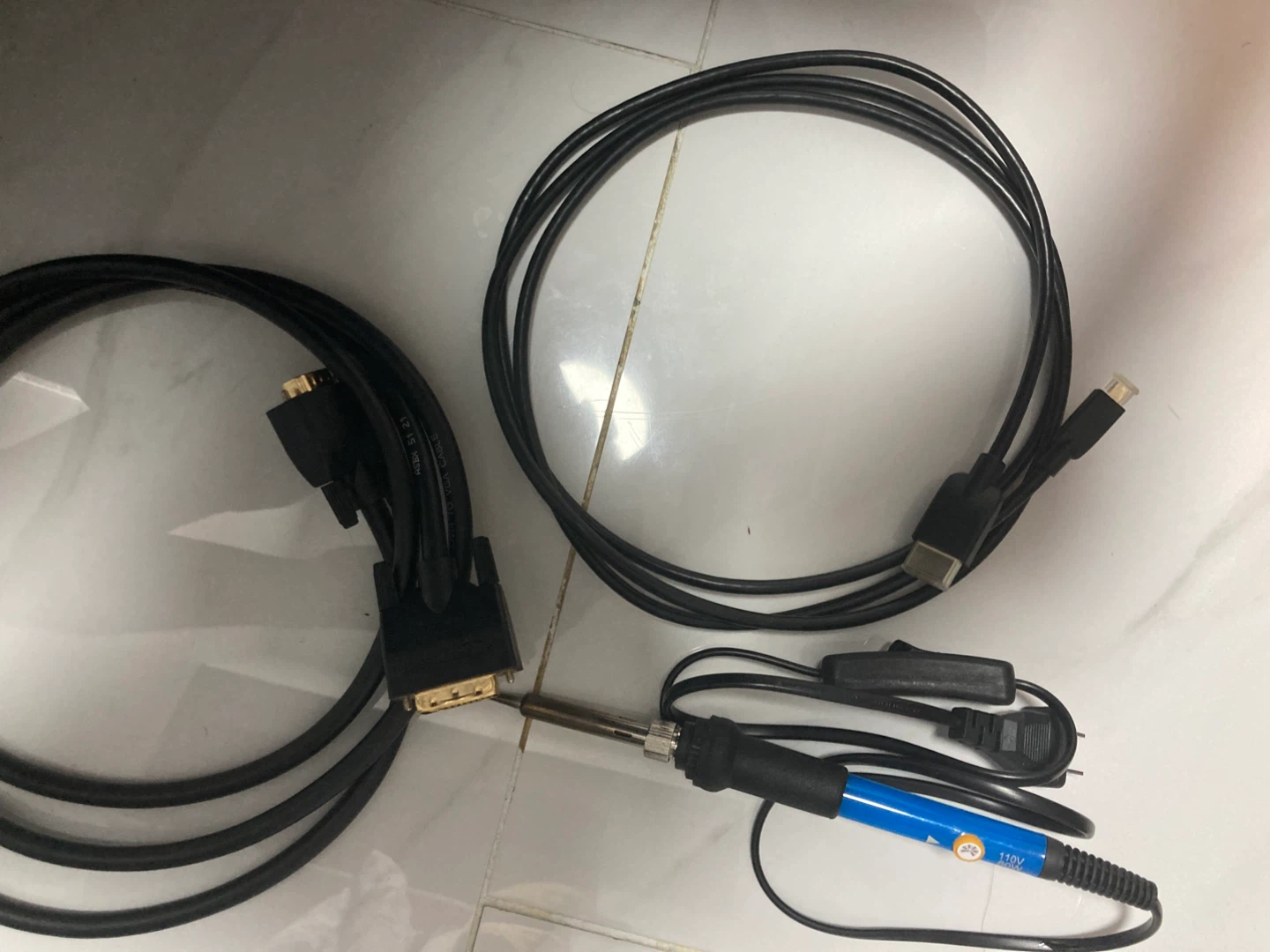 Zoerax Cable Tester & Various Cables