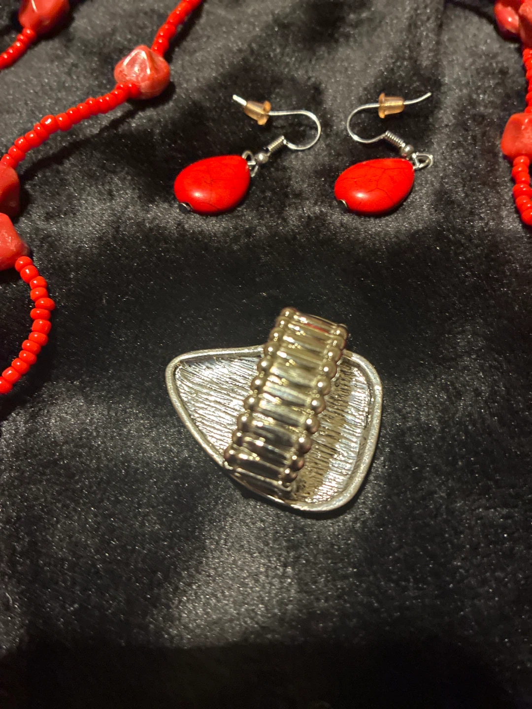 Red Beaded Necklace, Earrings, and Ring Set - photo 3
