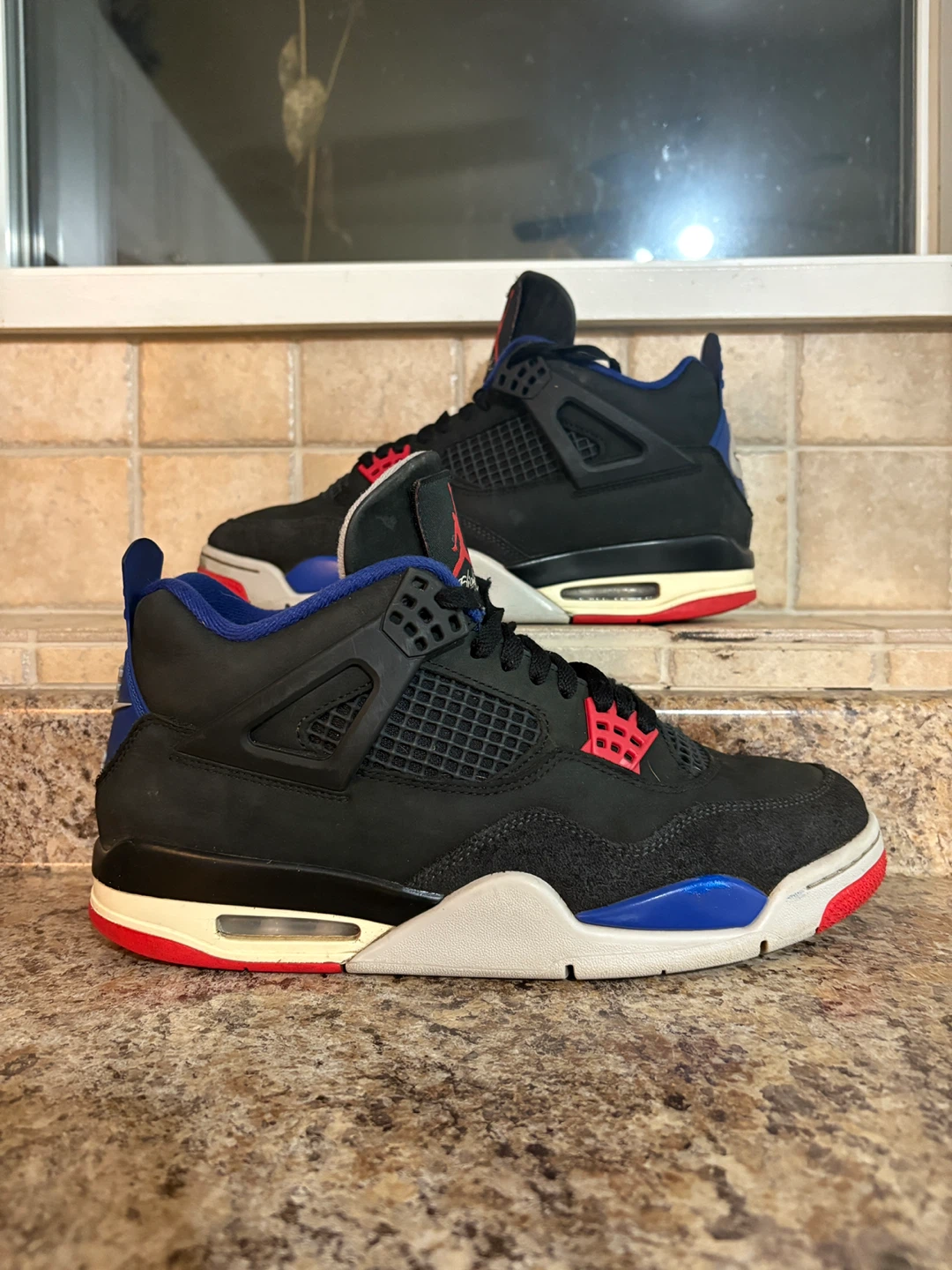 Jordan 4 "Rare Air" Sneakers
