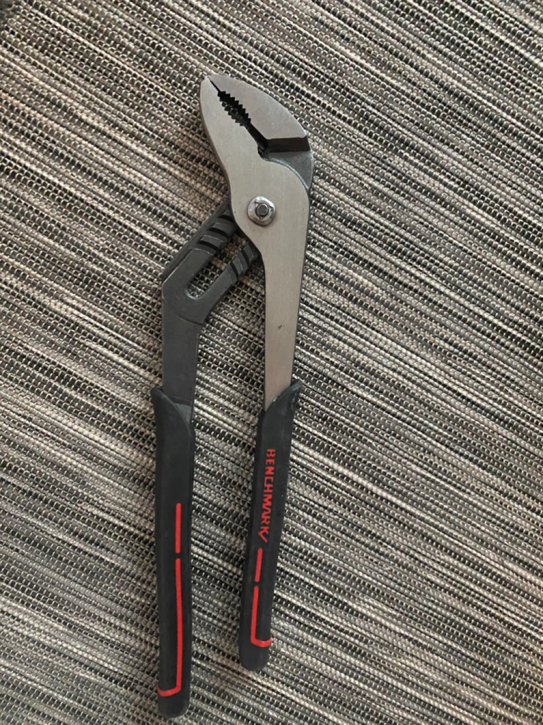 BENCHMARK Adjustable Groove Joint Pliers - photo 2