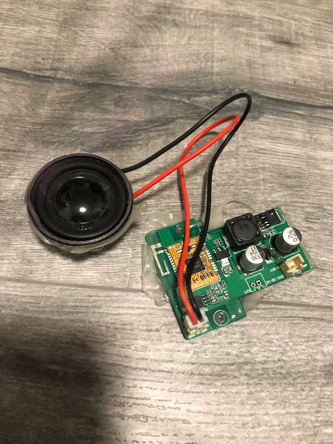 Simple bluetooth speaker 🏆 - photo 2