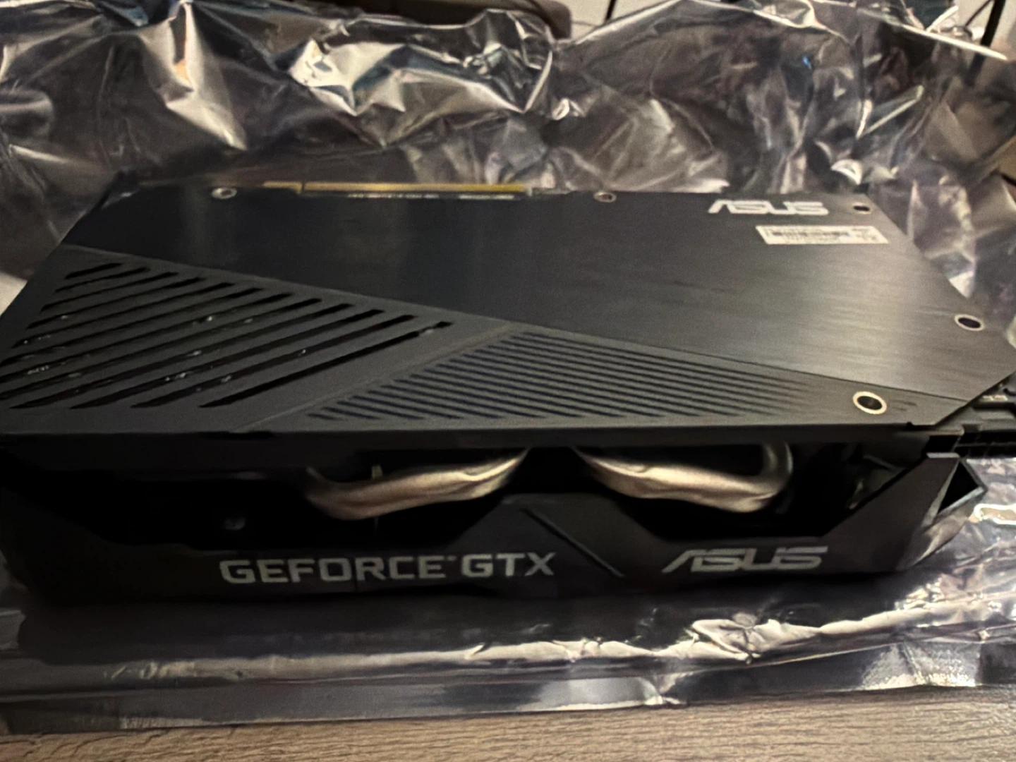 ASUS GeForce GTX 1660 Super Overclocked 6GB - photo 3