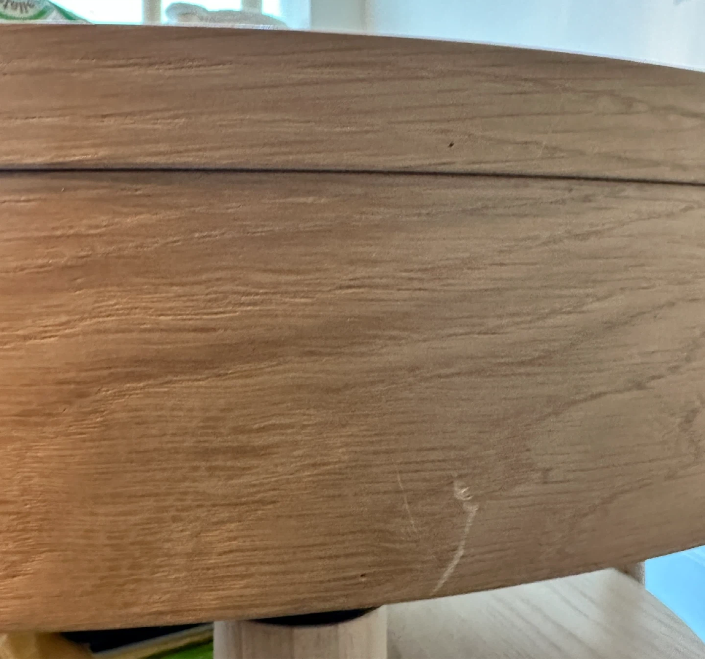 Bouclair found coffee table with lift top - photo 3