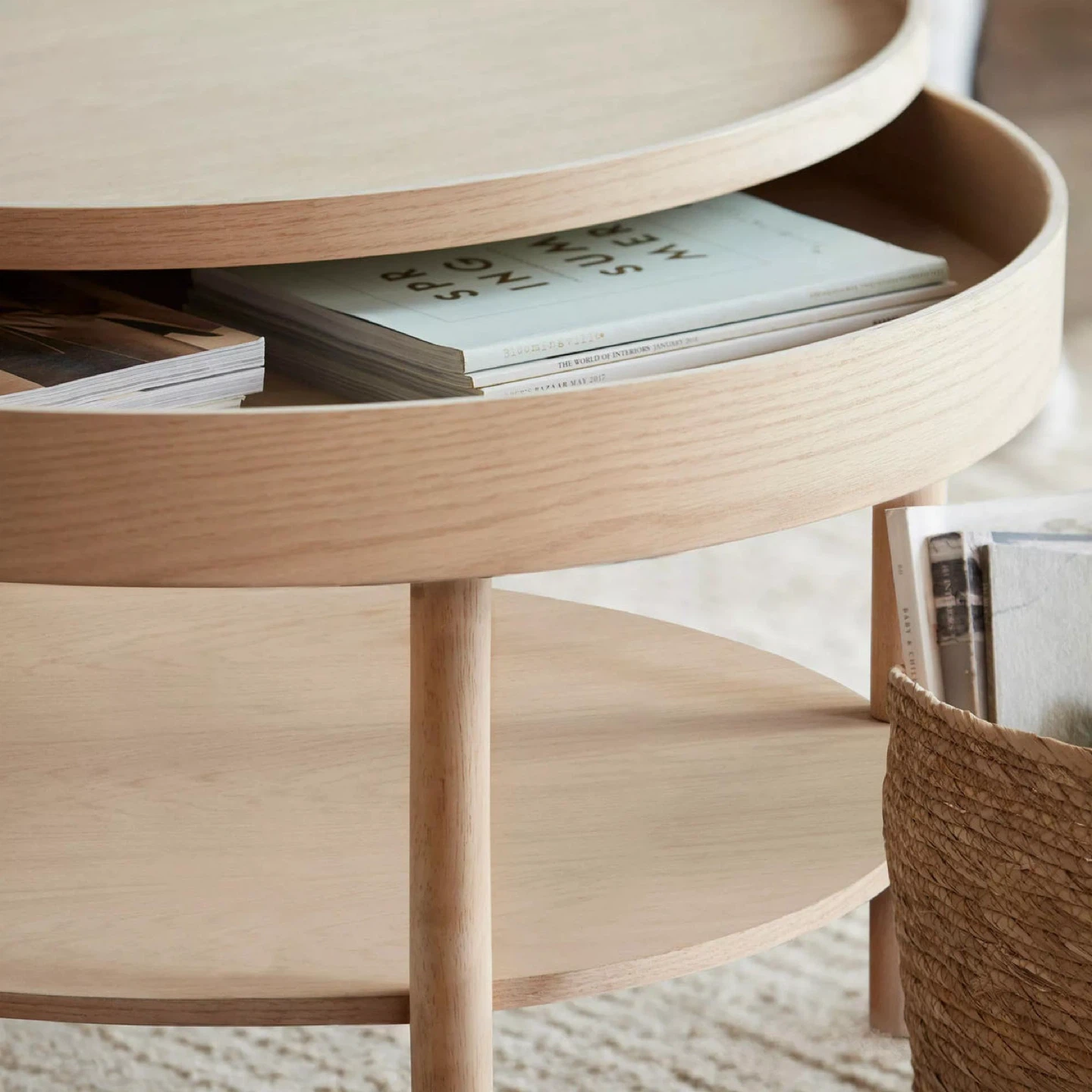 Bouclair found coffee table with lift top - photo 4