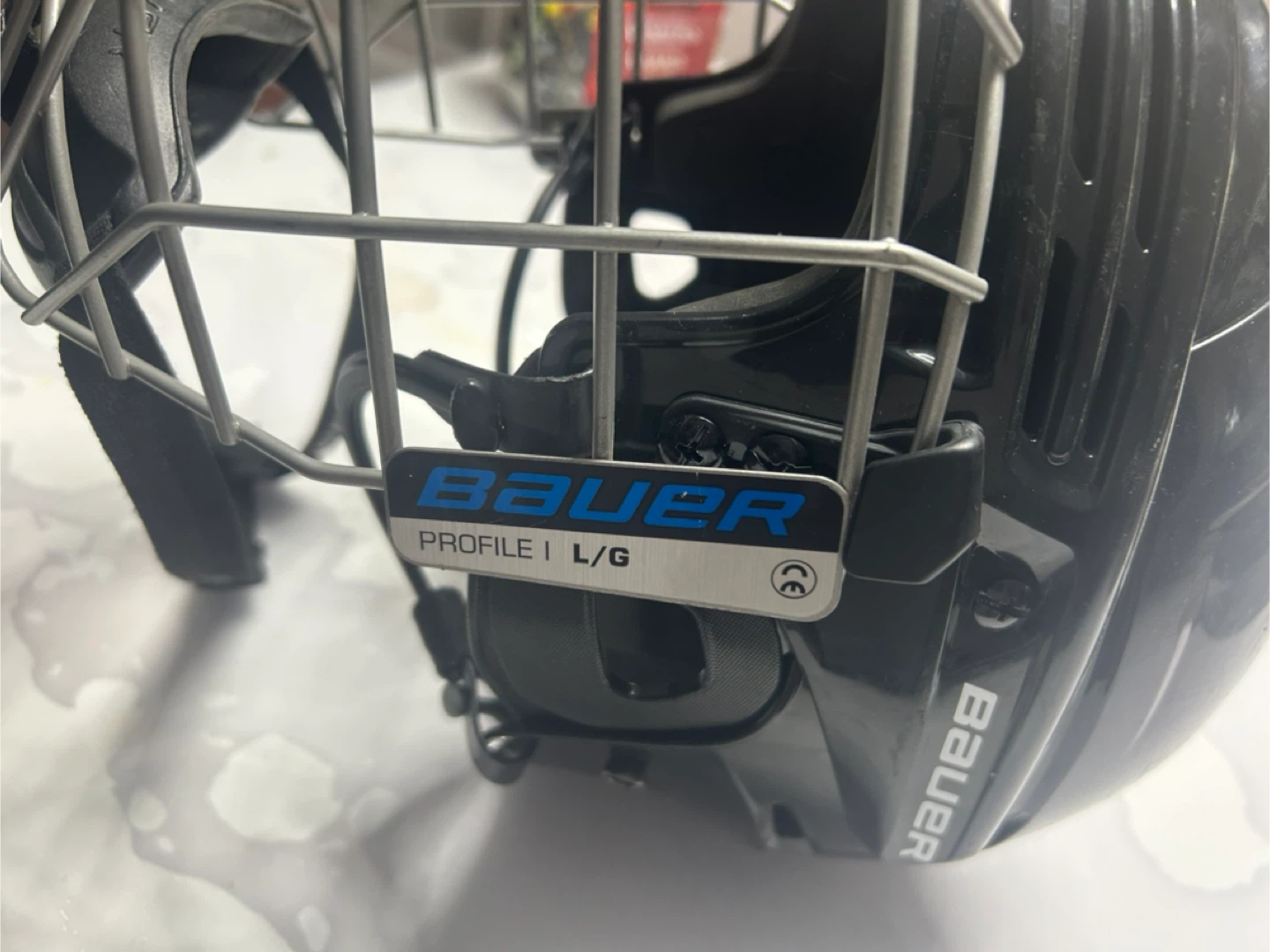 Youth L/g Bauer Hockey Helmet with Cage - L/G - photo 2