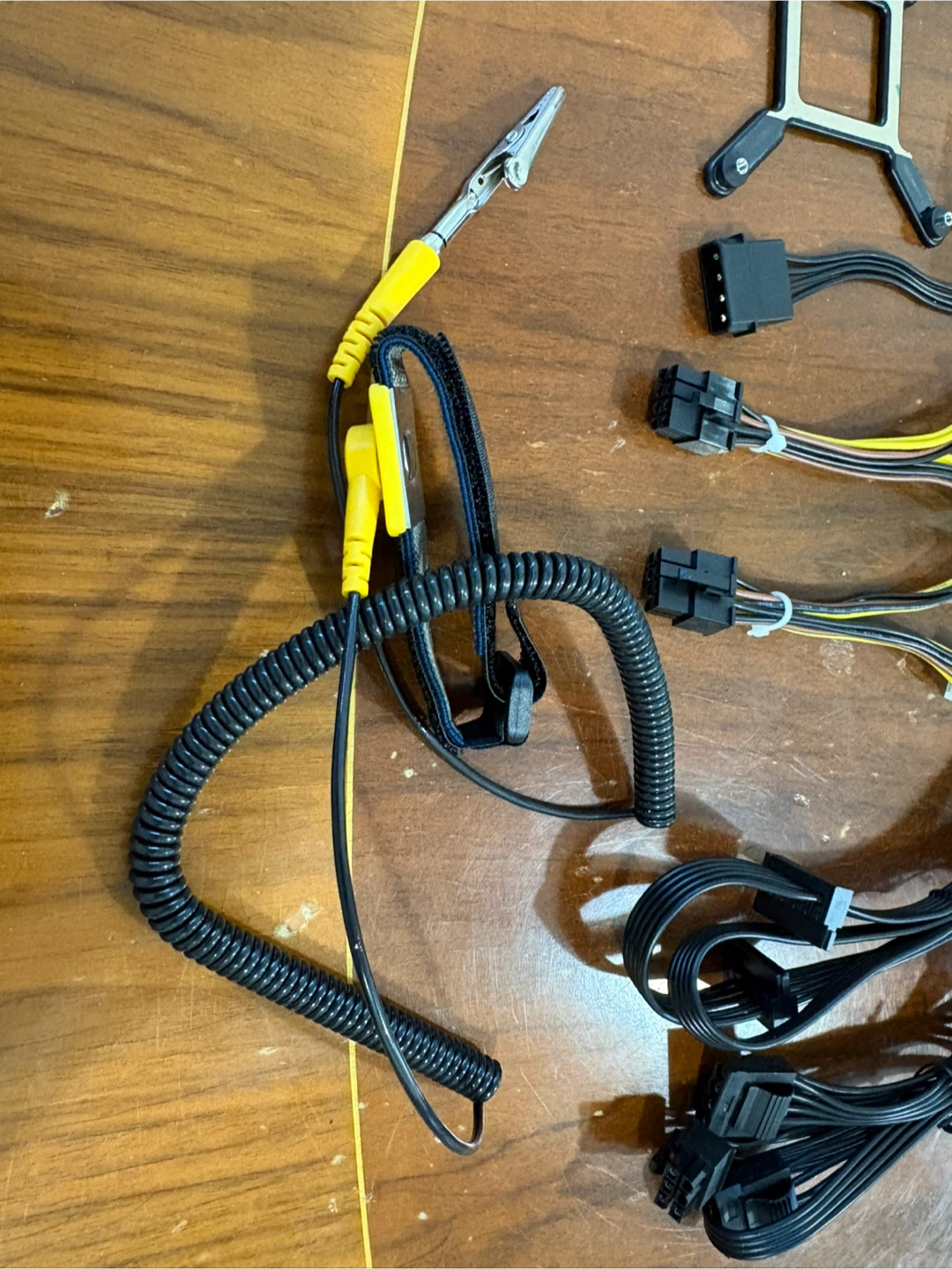 Lot of Computer Cables and Accessories - photo 2