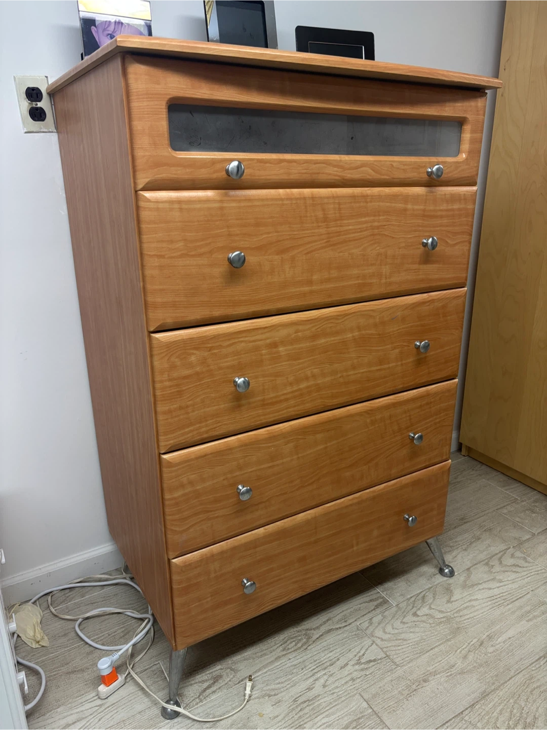 5-Drawer Dresser | Light Wood + Metal Legs - photo 3