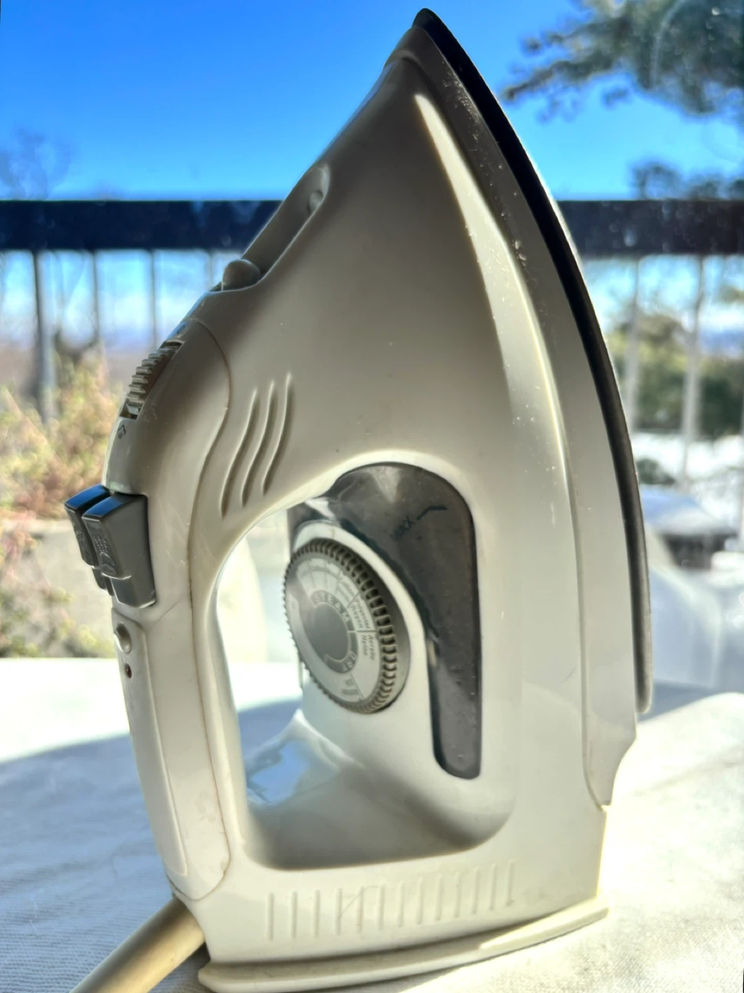 Proctor Silex Lightweight Steam Iron, Like New - photo 5