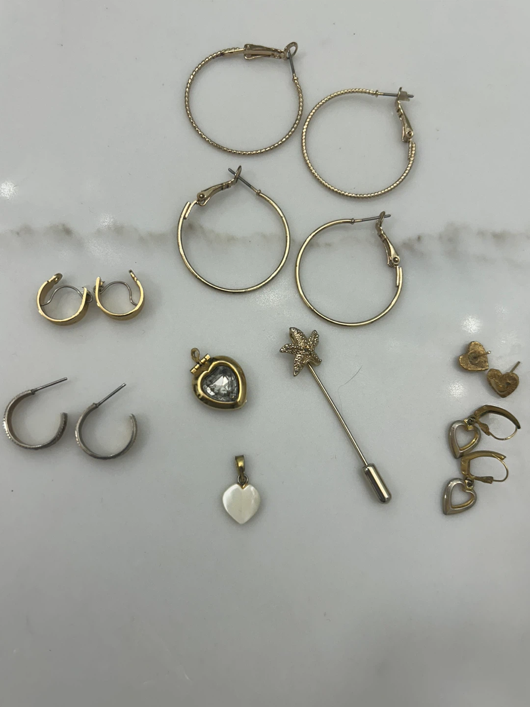 Assorted  gold and silver Jewellery Lot