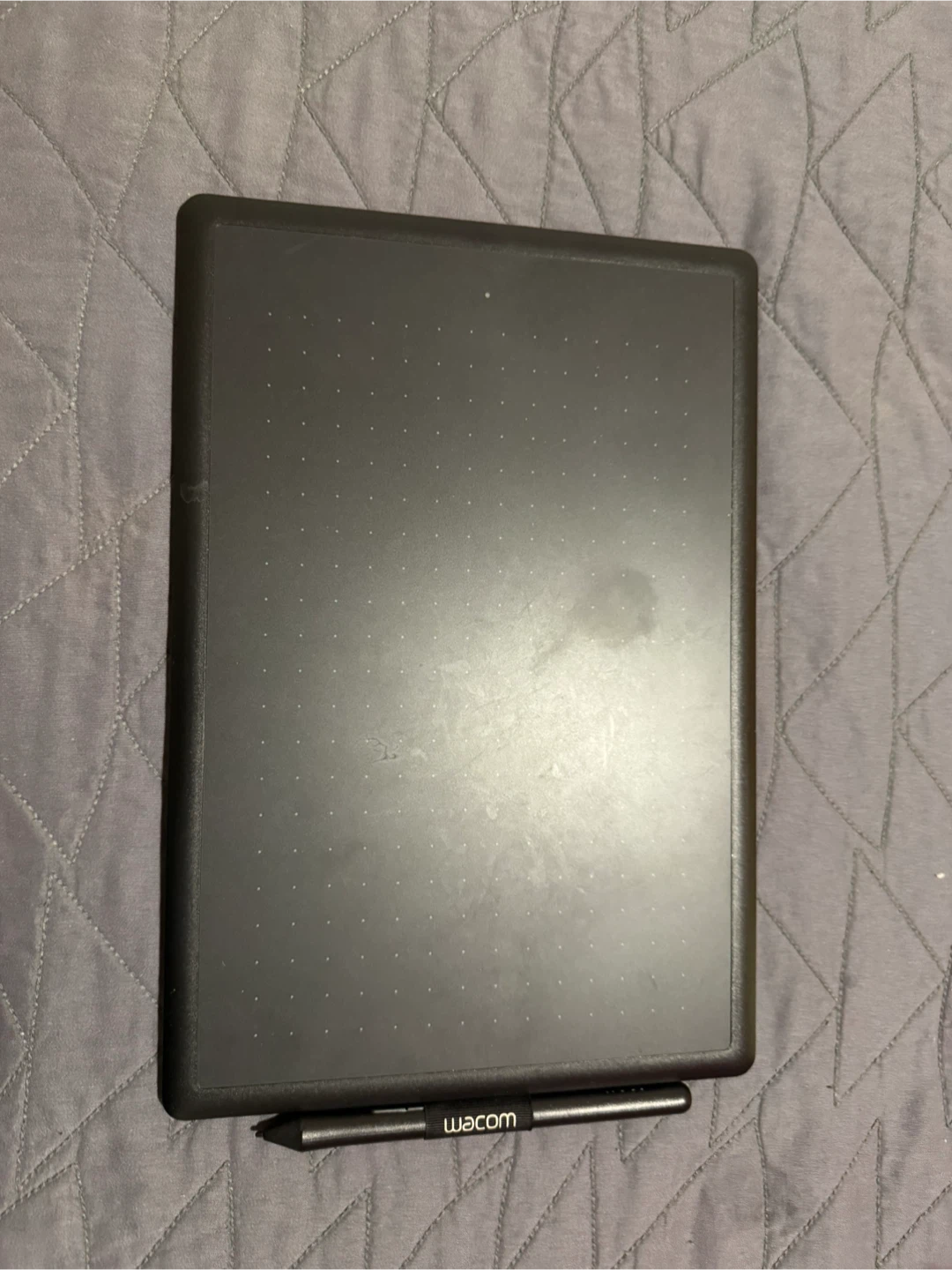 One by Wacom CTL-672 Pen Tablet