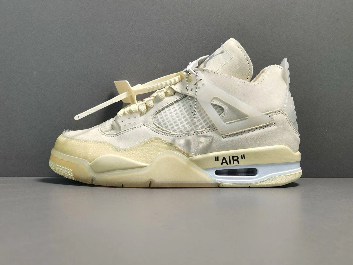 Air Jordan 4 Retro Sneakers - photo 5
